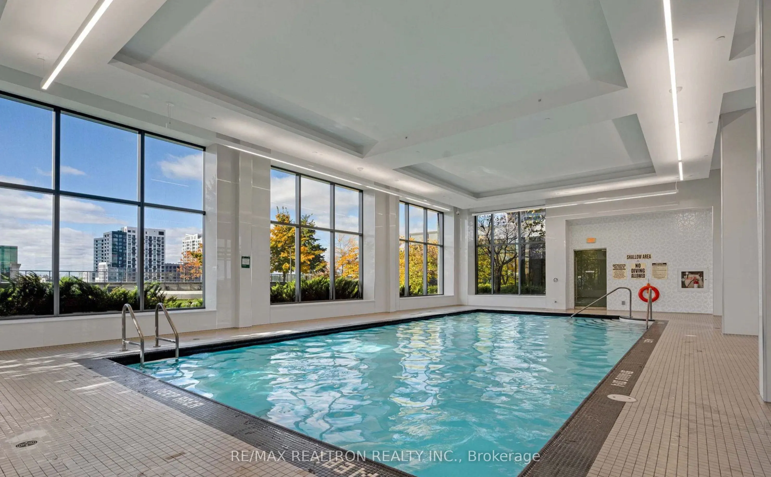 55 Oneida Crescent E #1909