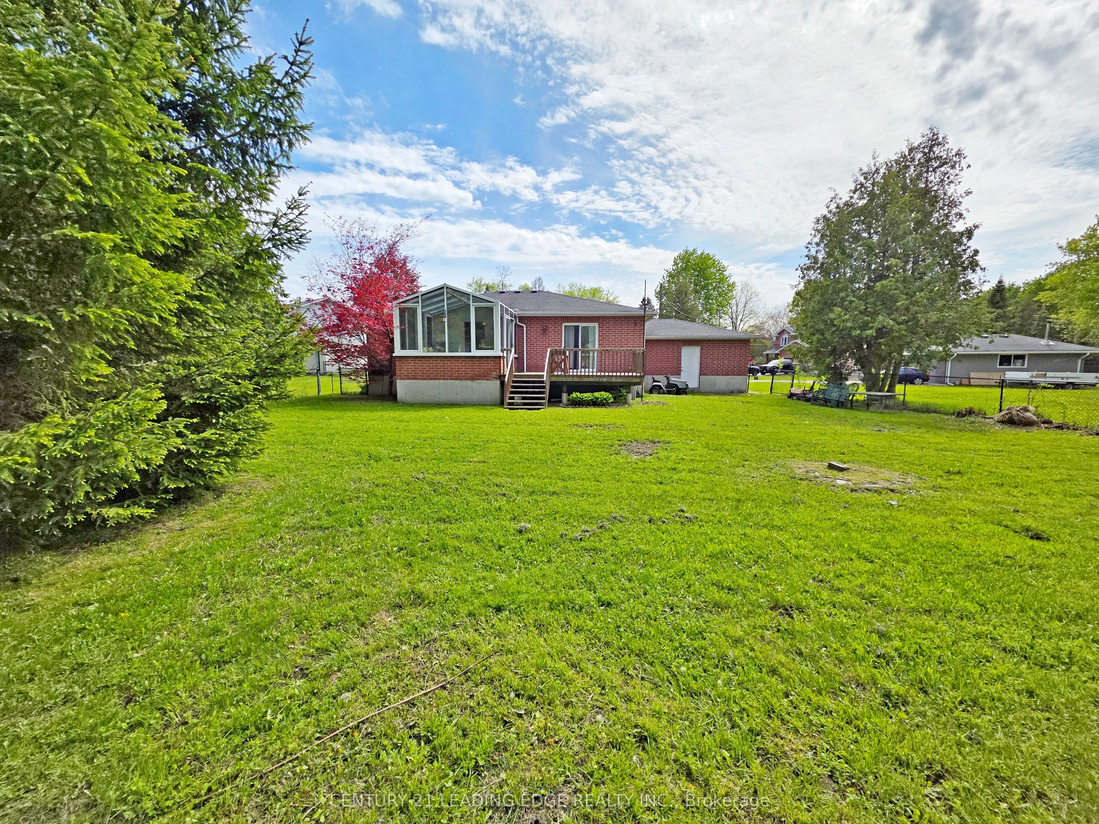 4 Bay Court