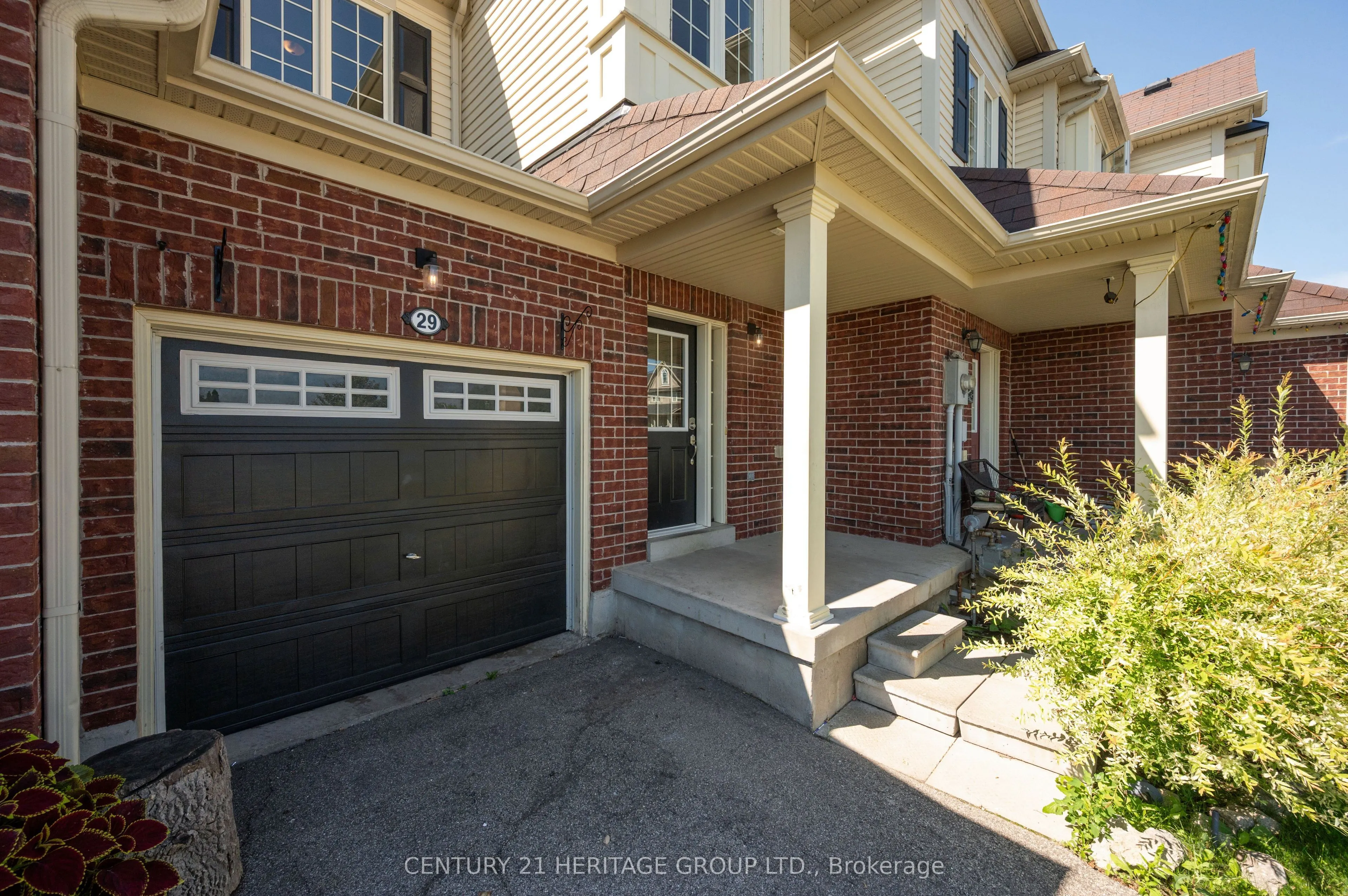 29 Ruthven Crescent