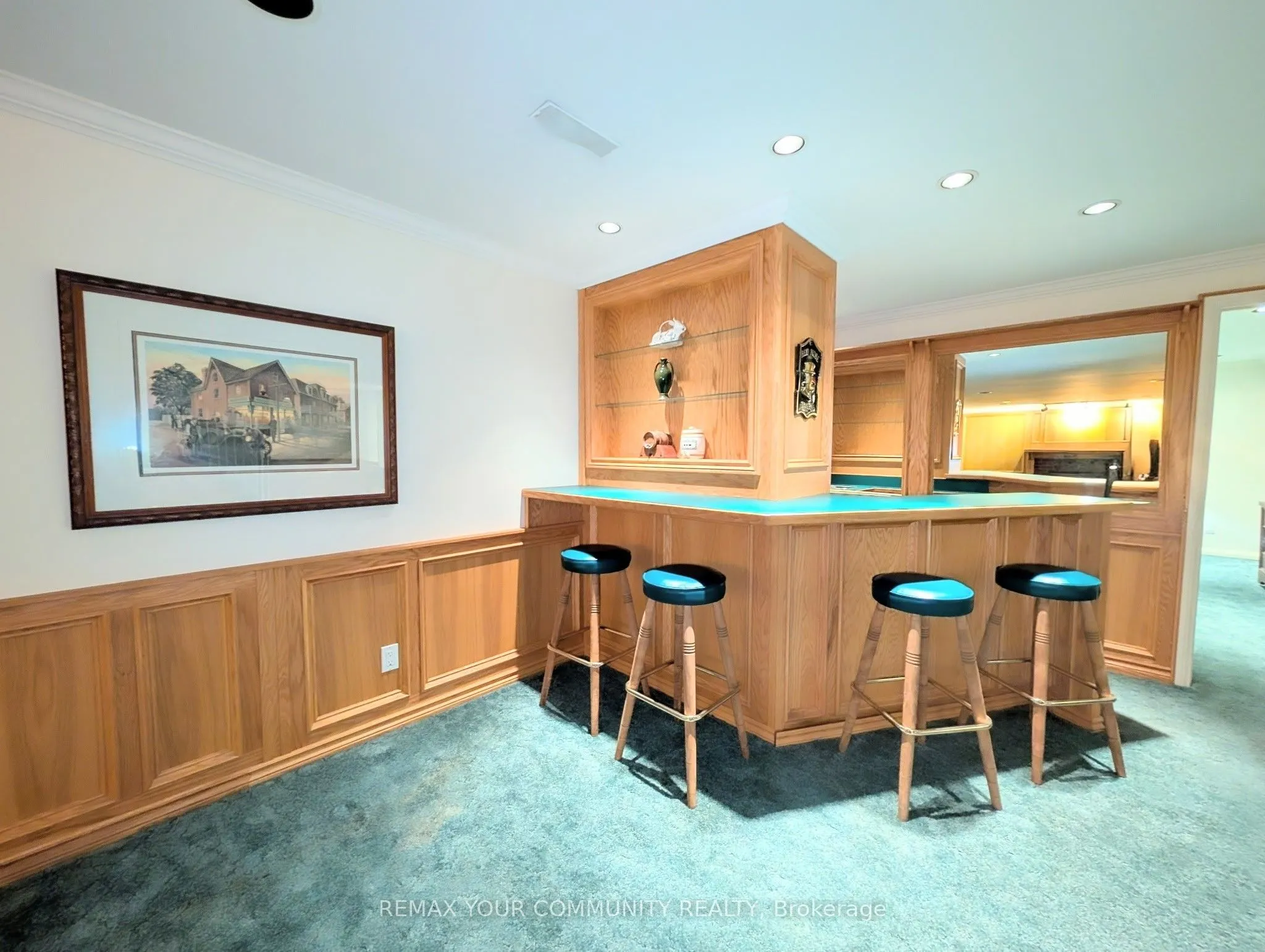 25 Alcaine Court