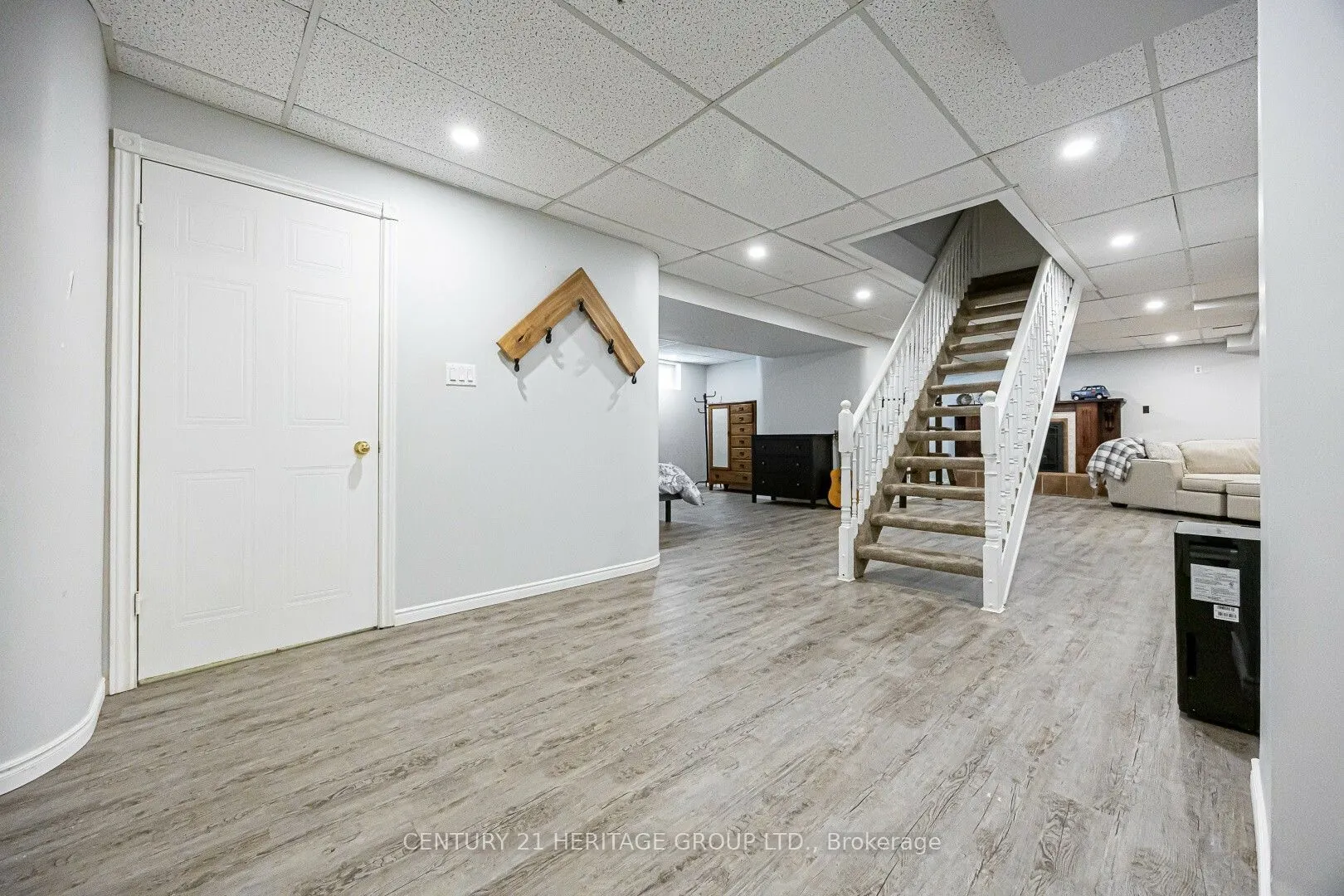 12 Gres Court