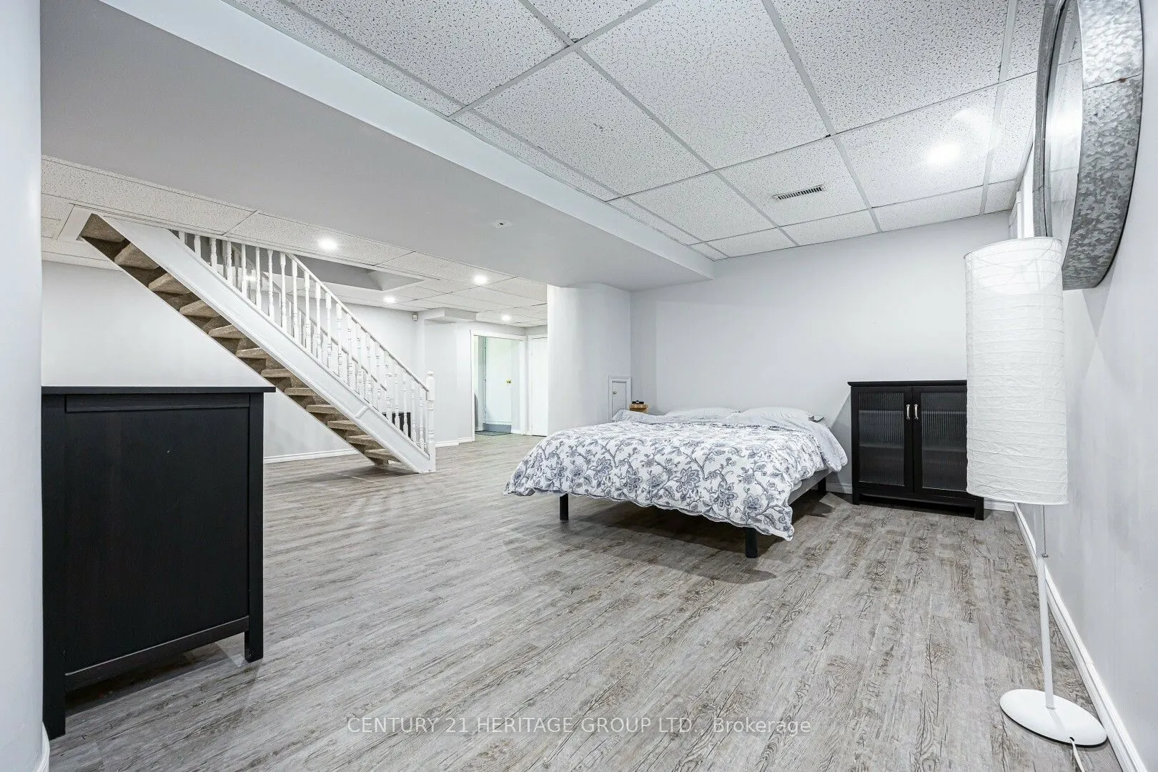 12 Gres Court