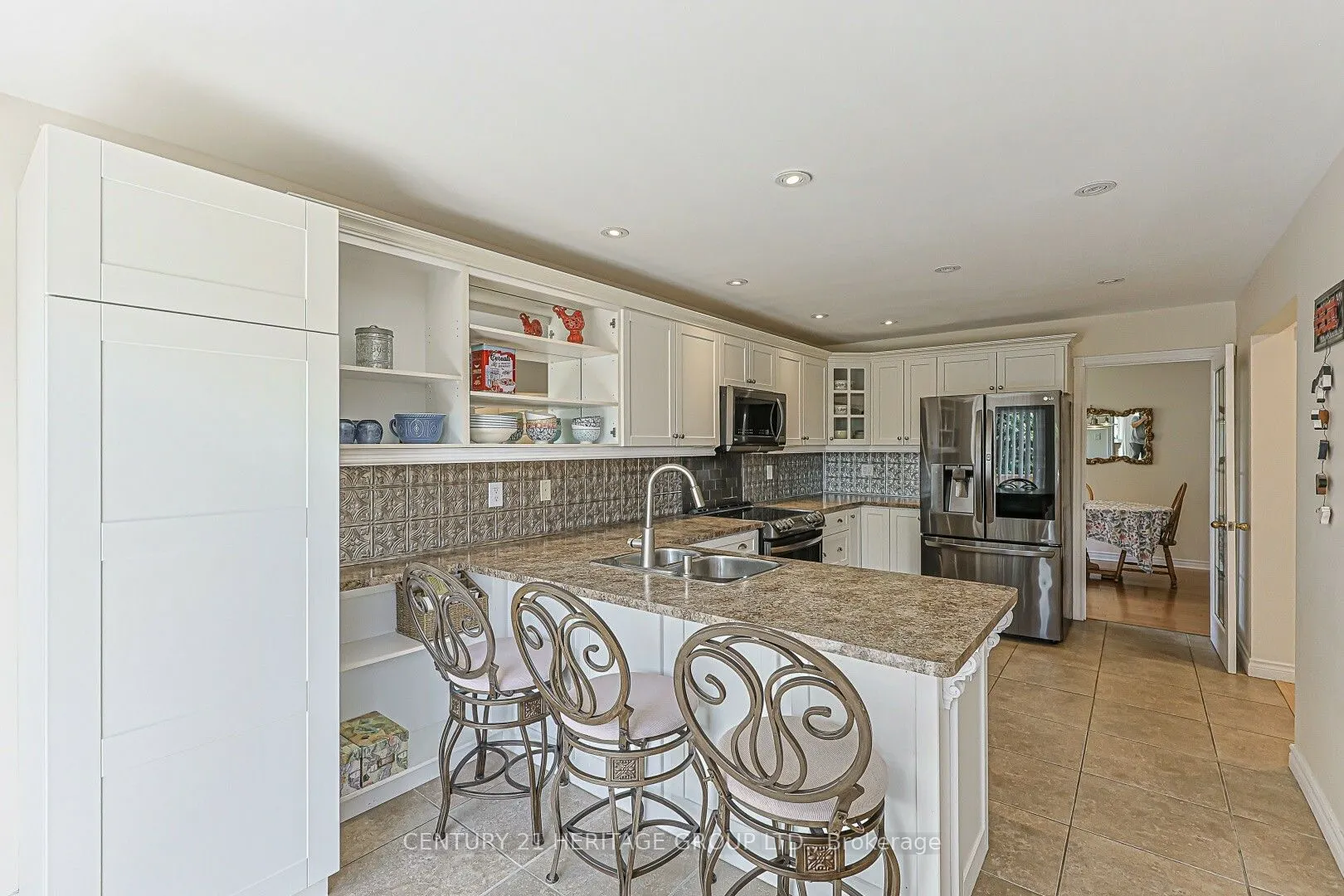 12 Gres Court
