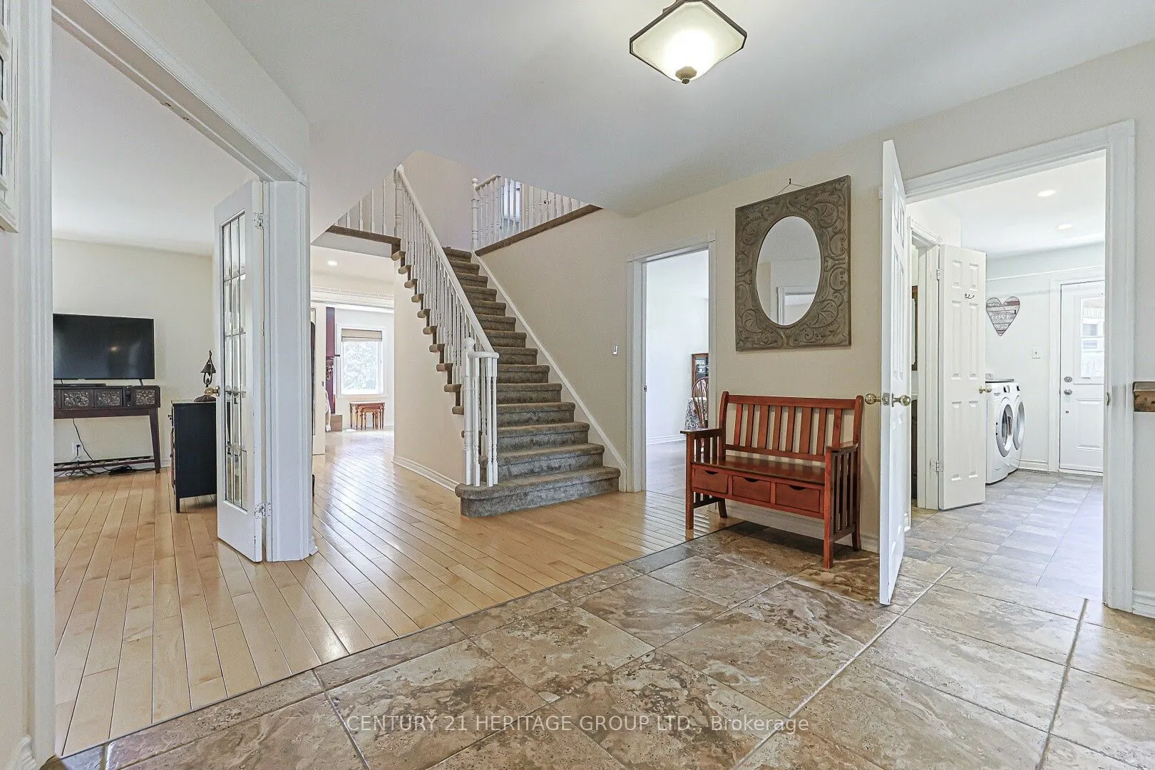 12 Gres Court