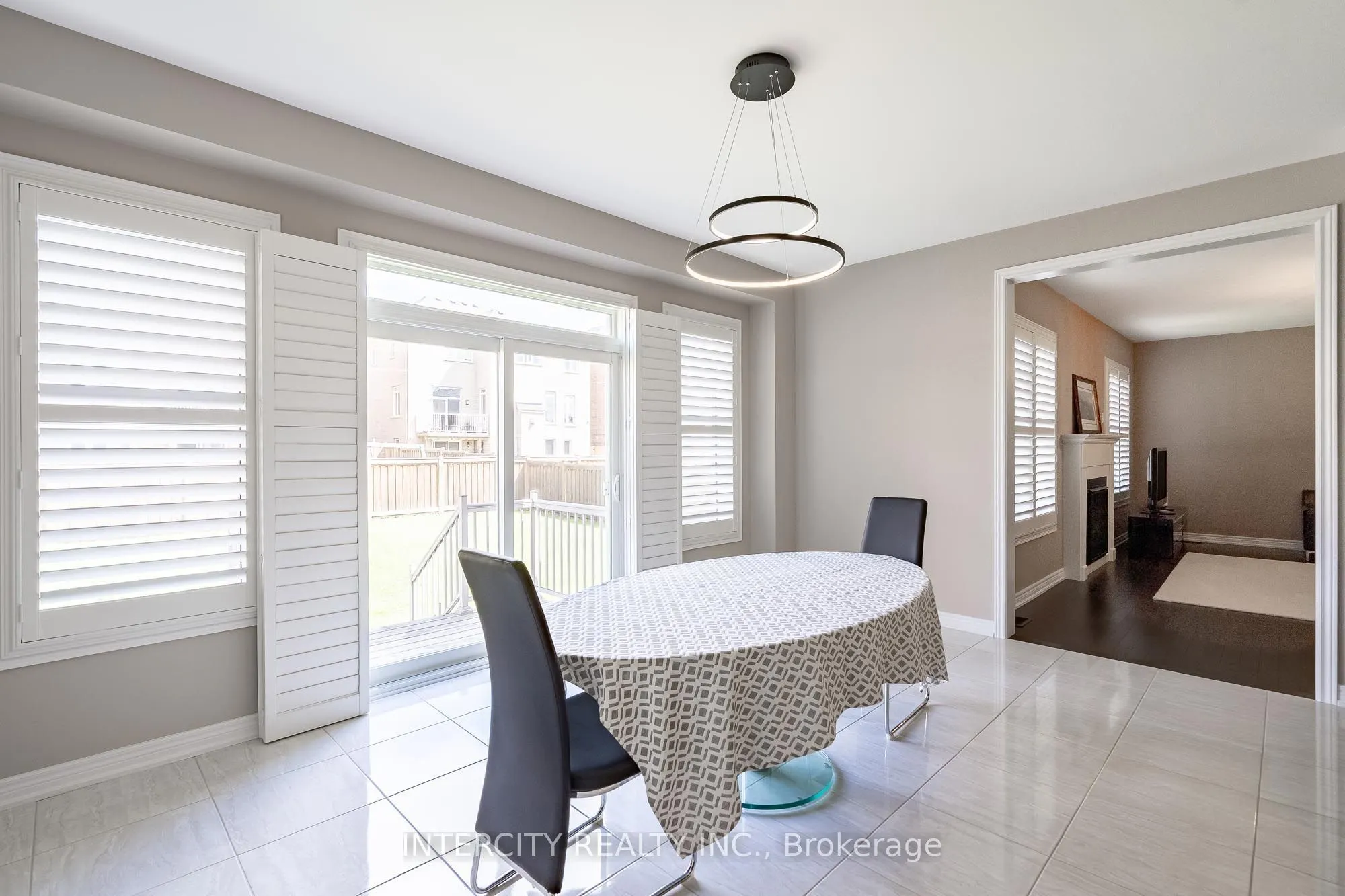 6 Flay Court