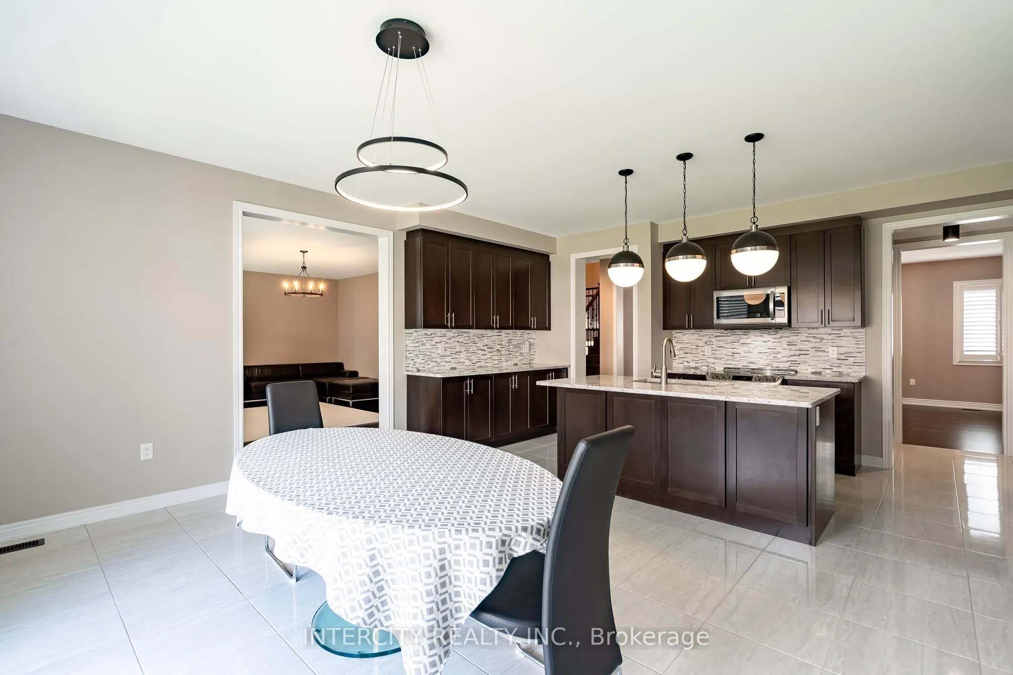 6 Flay Court