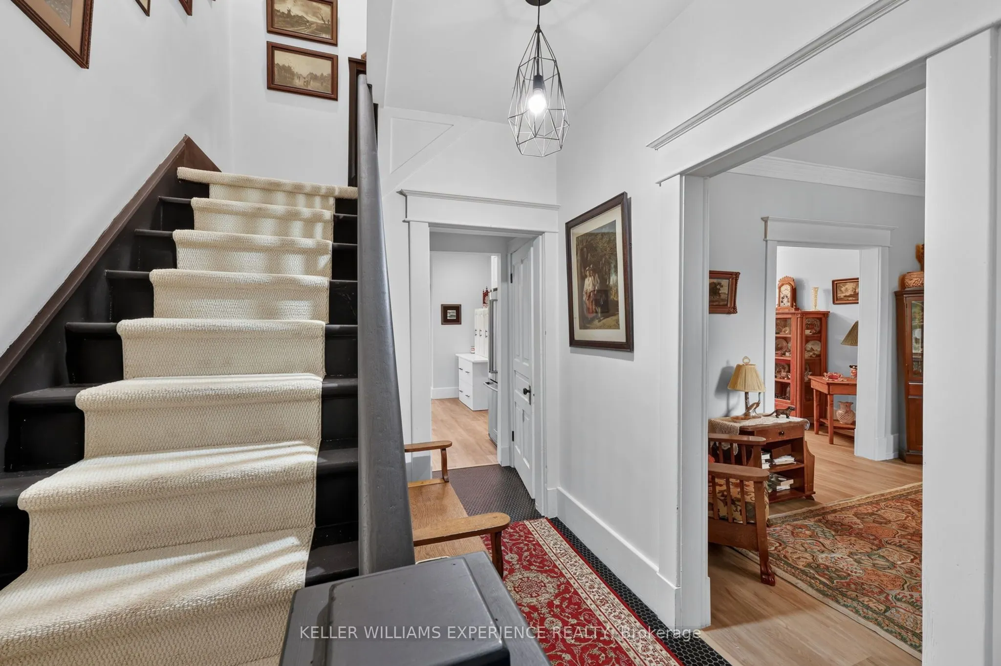 46 CHURCH Street S