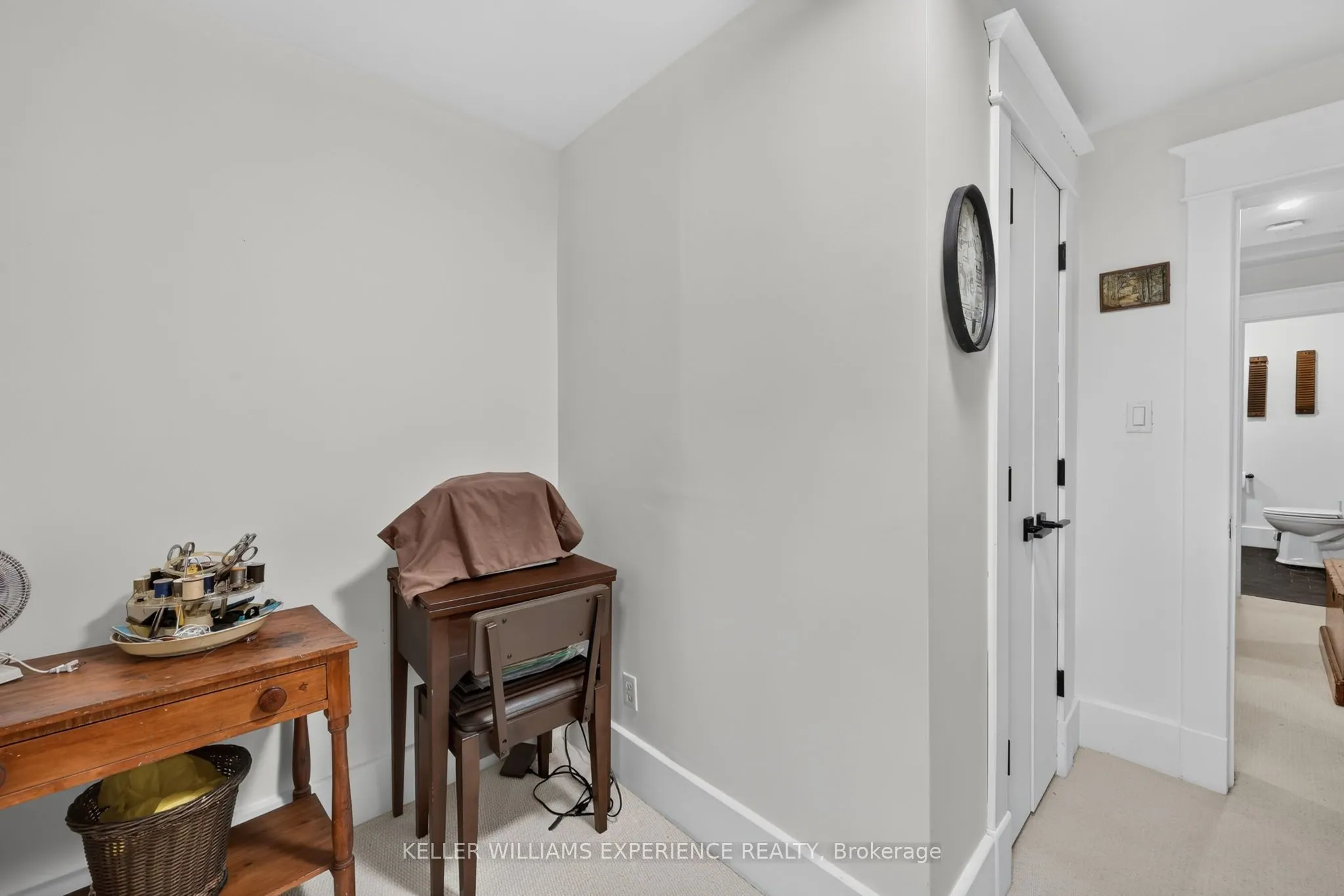 46 CHURCH Street S