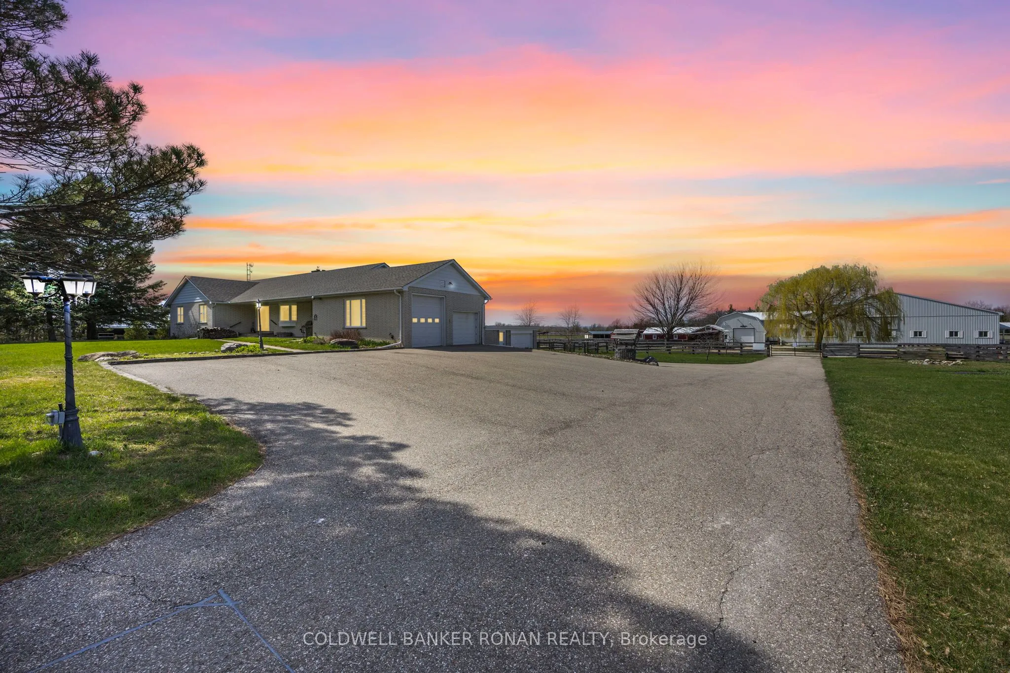 8058 20th Side Road