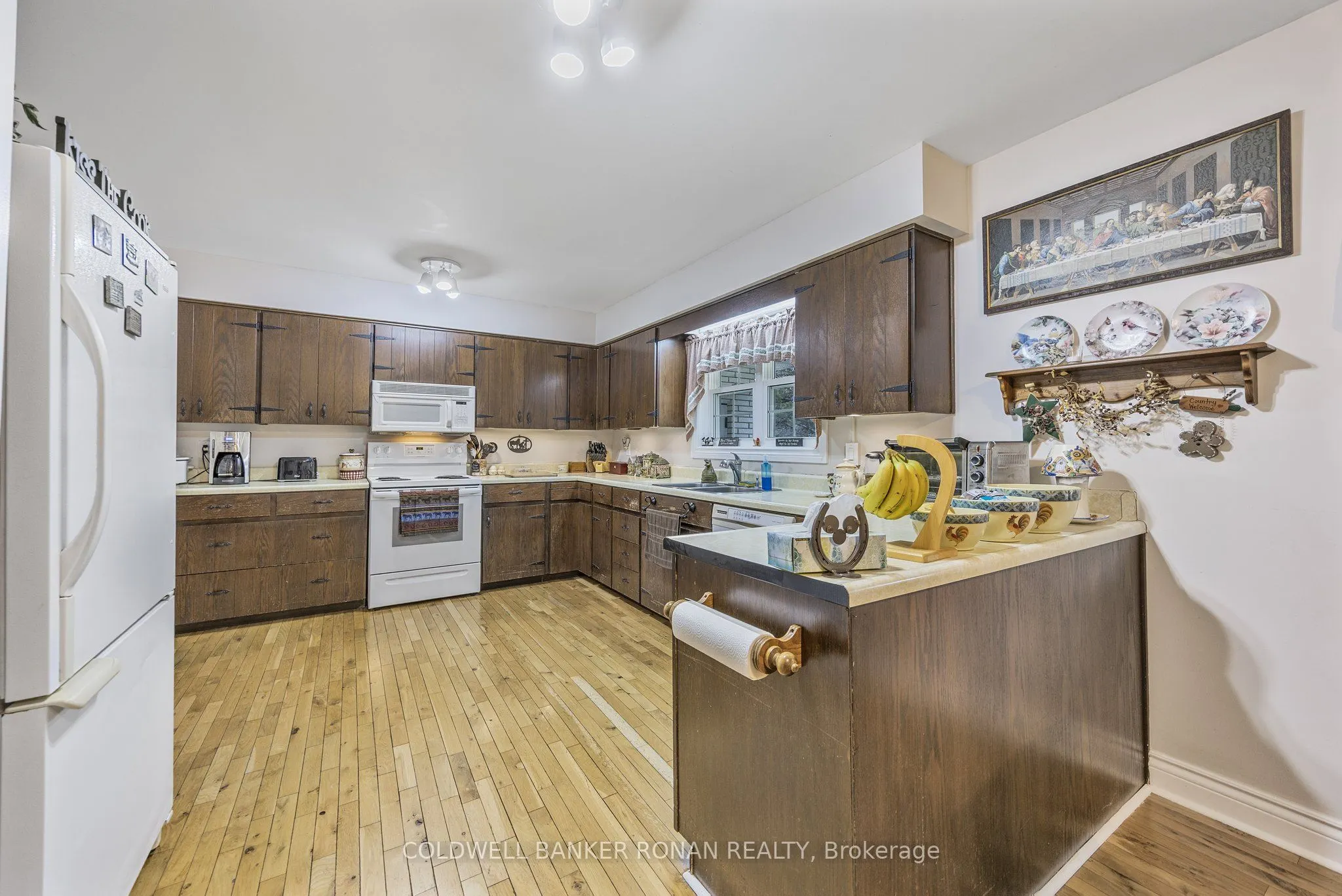 8058 20th Side Road