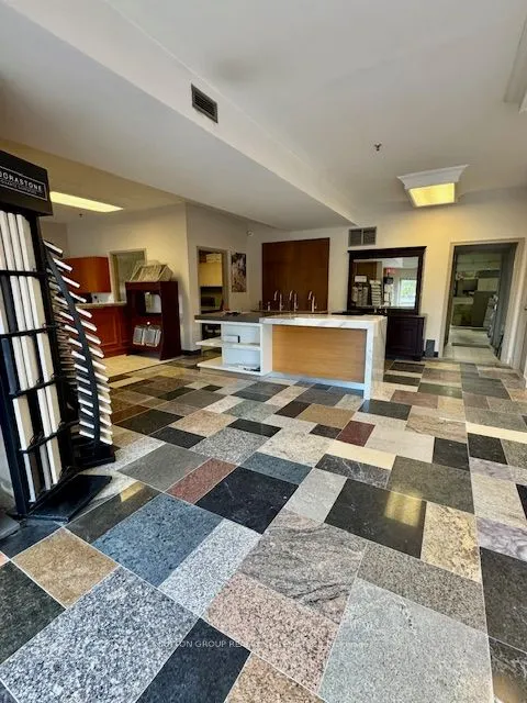 111 Regina Road #22 - 23