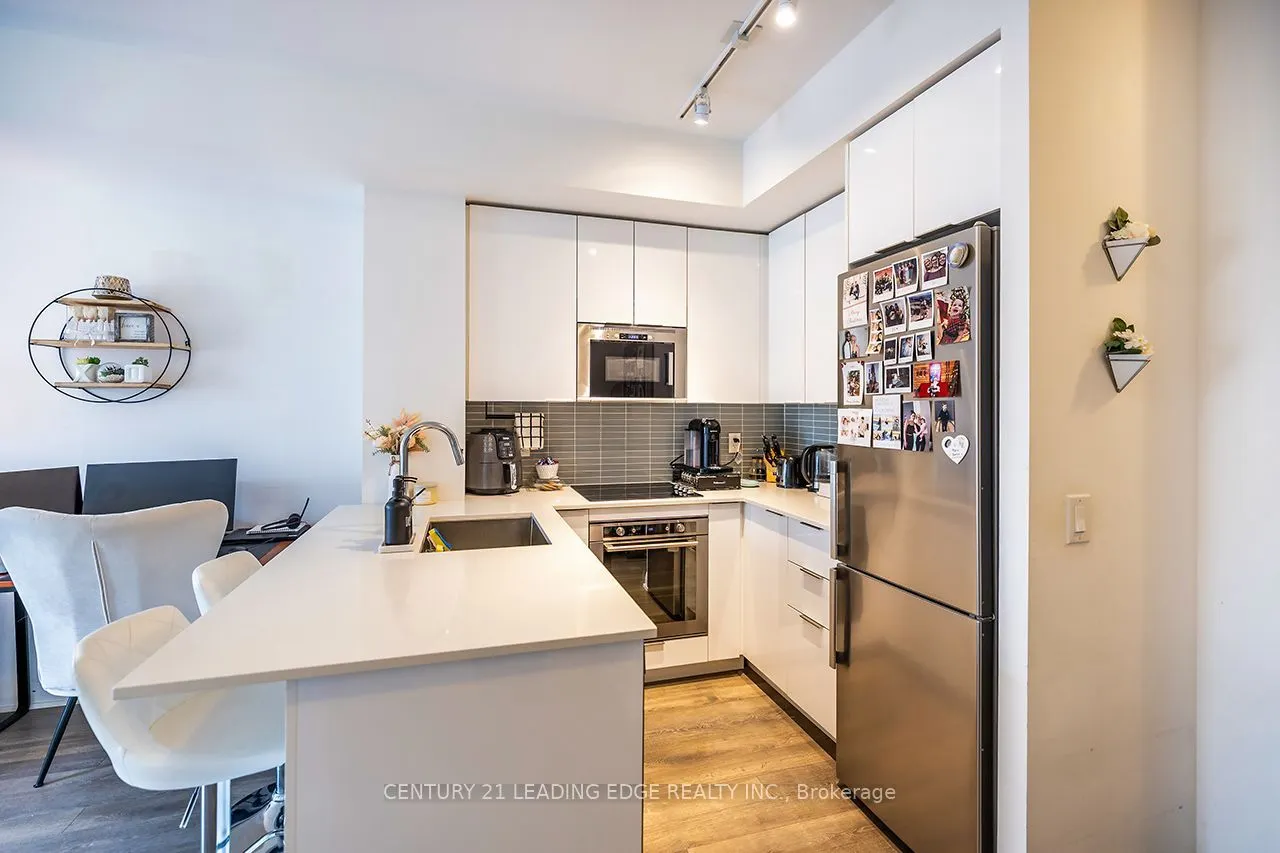 99 Eagle Rock Way #728