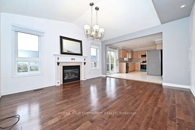 73 Laurendale Avenue