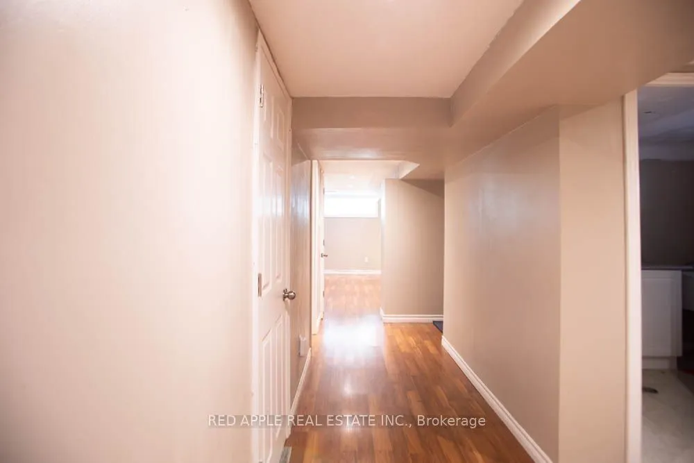 126 LONGFORD Drive