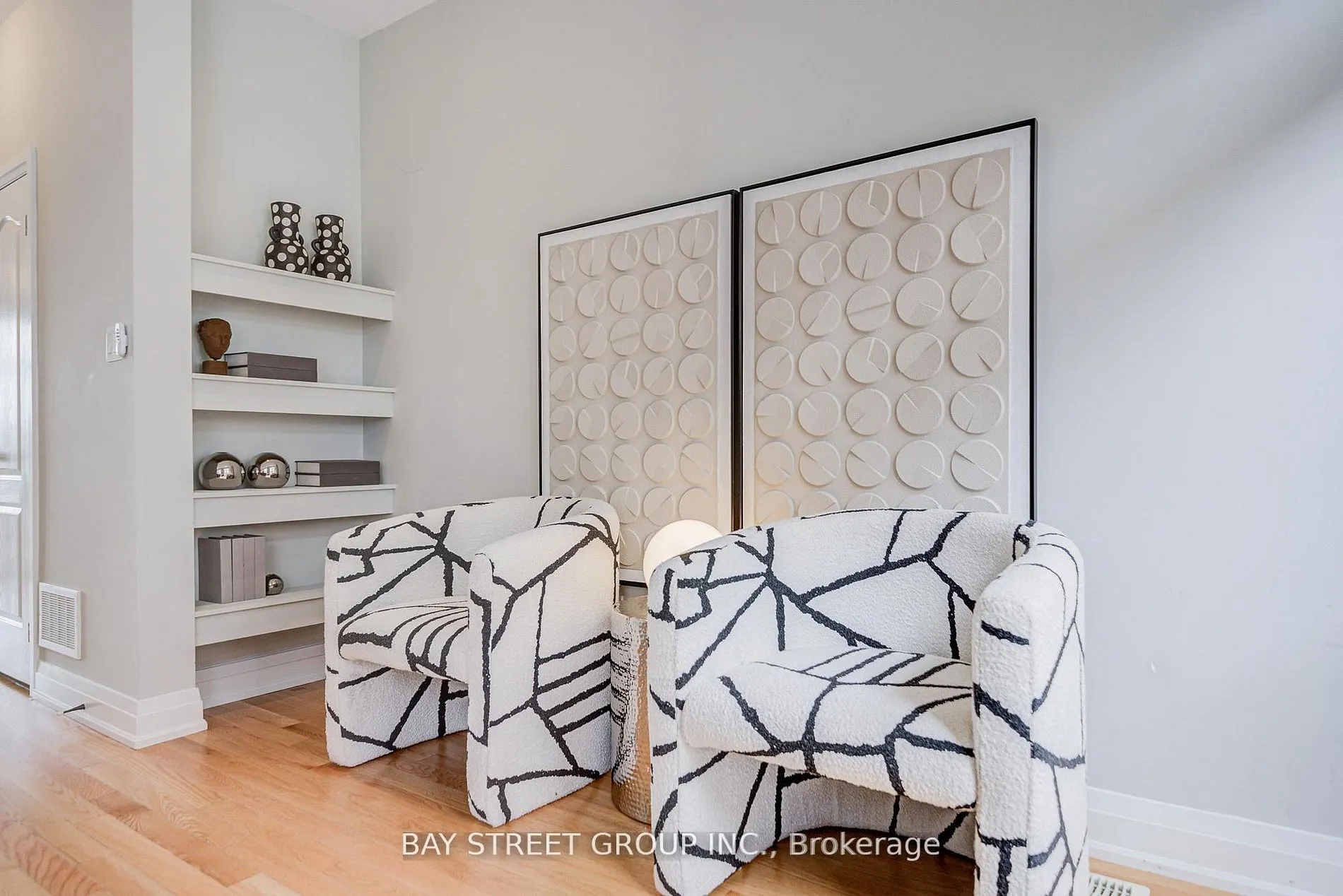 6 Teasel Way