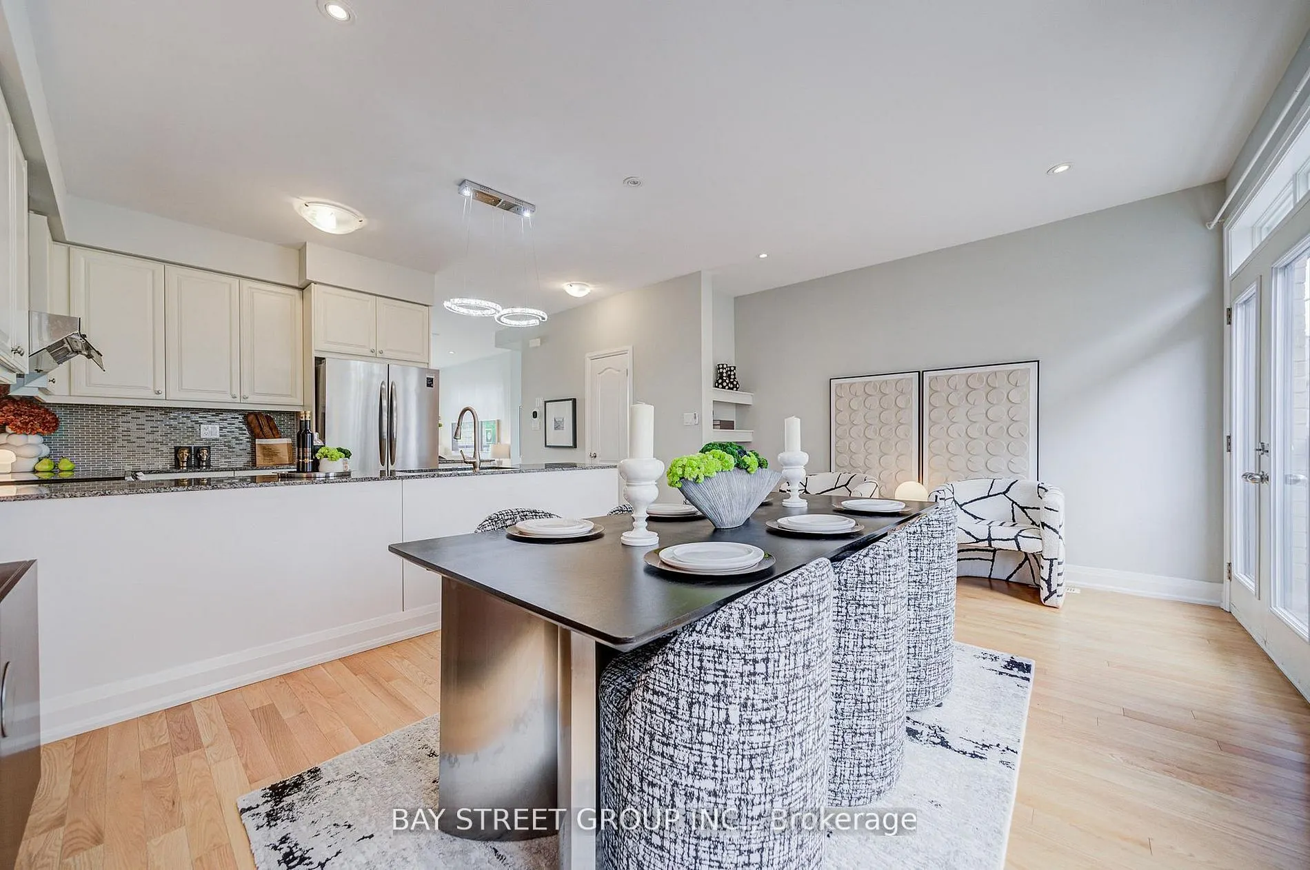 6 Teasel Way