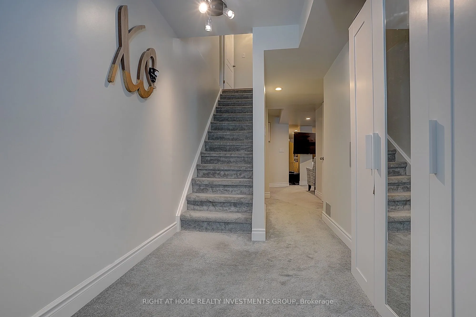 187 Vanguard Road