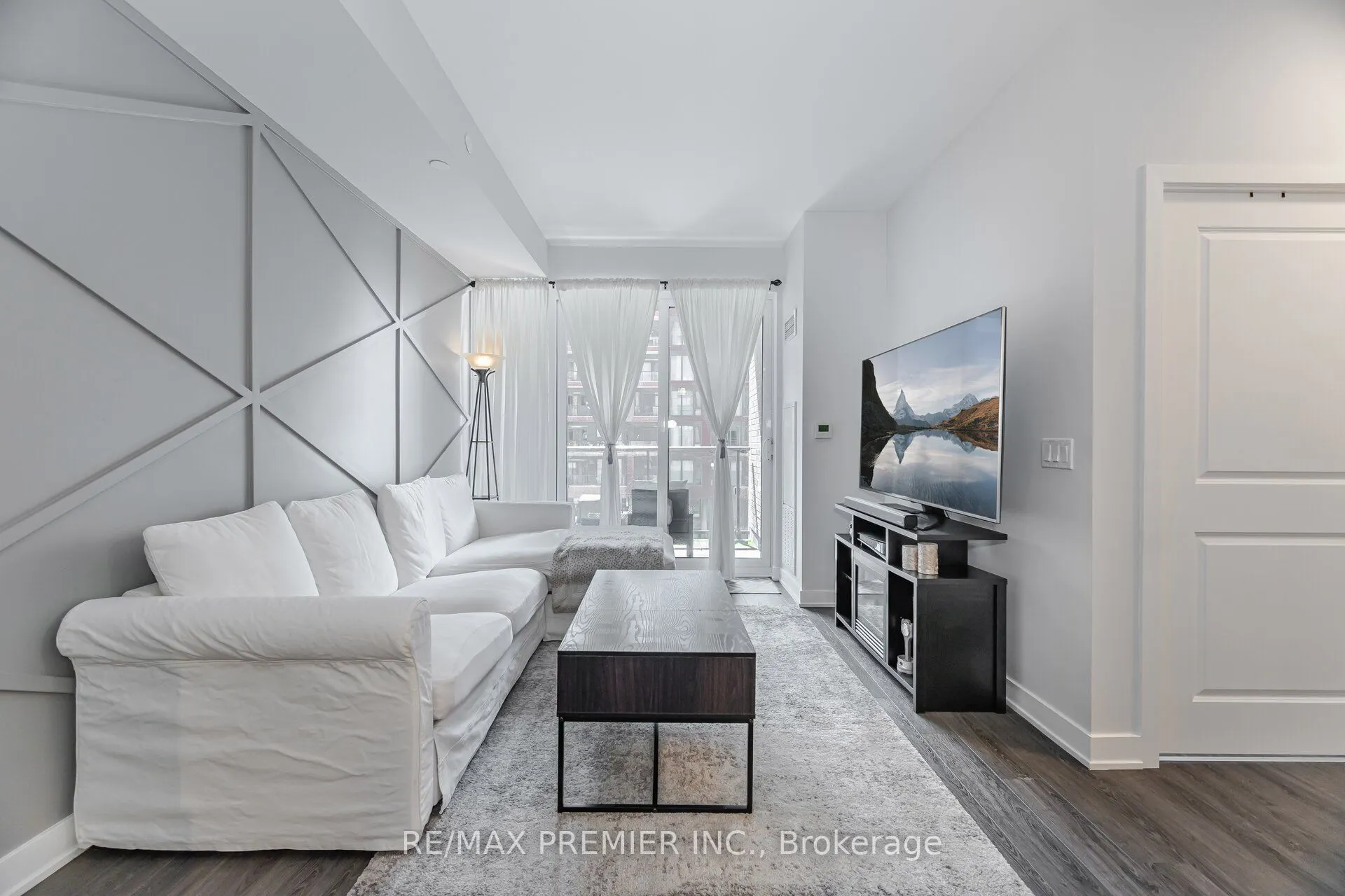 100 Eagle Rock Way #317