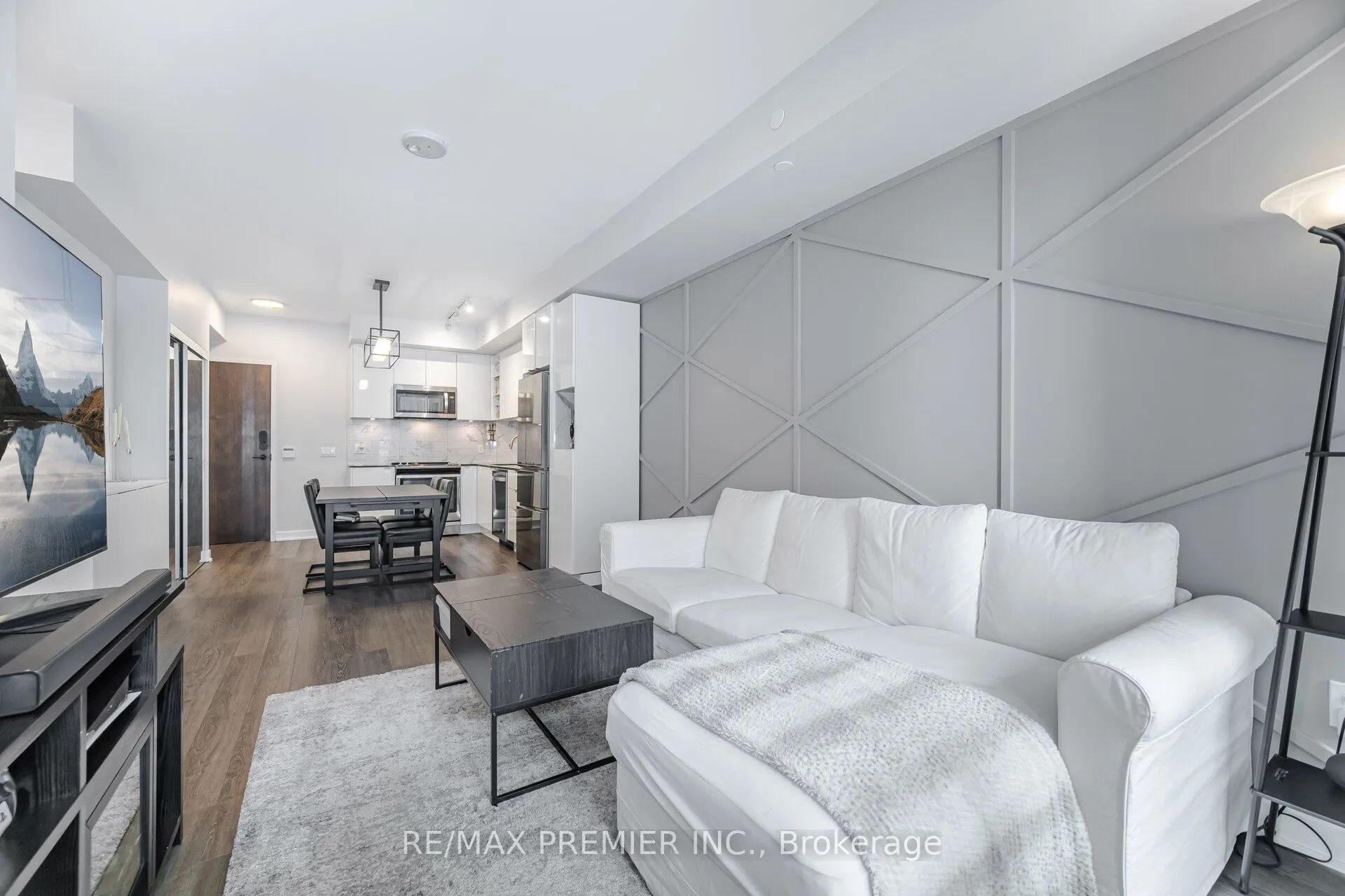 100 Eagle Rock Way #317