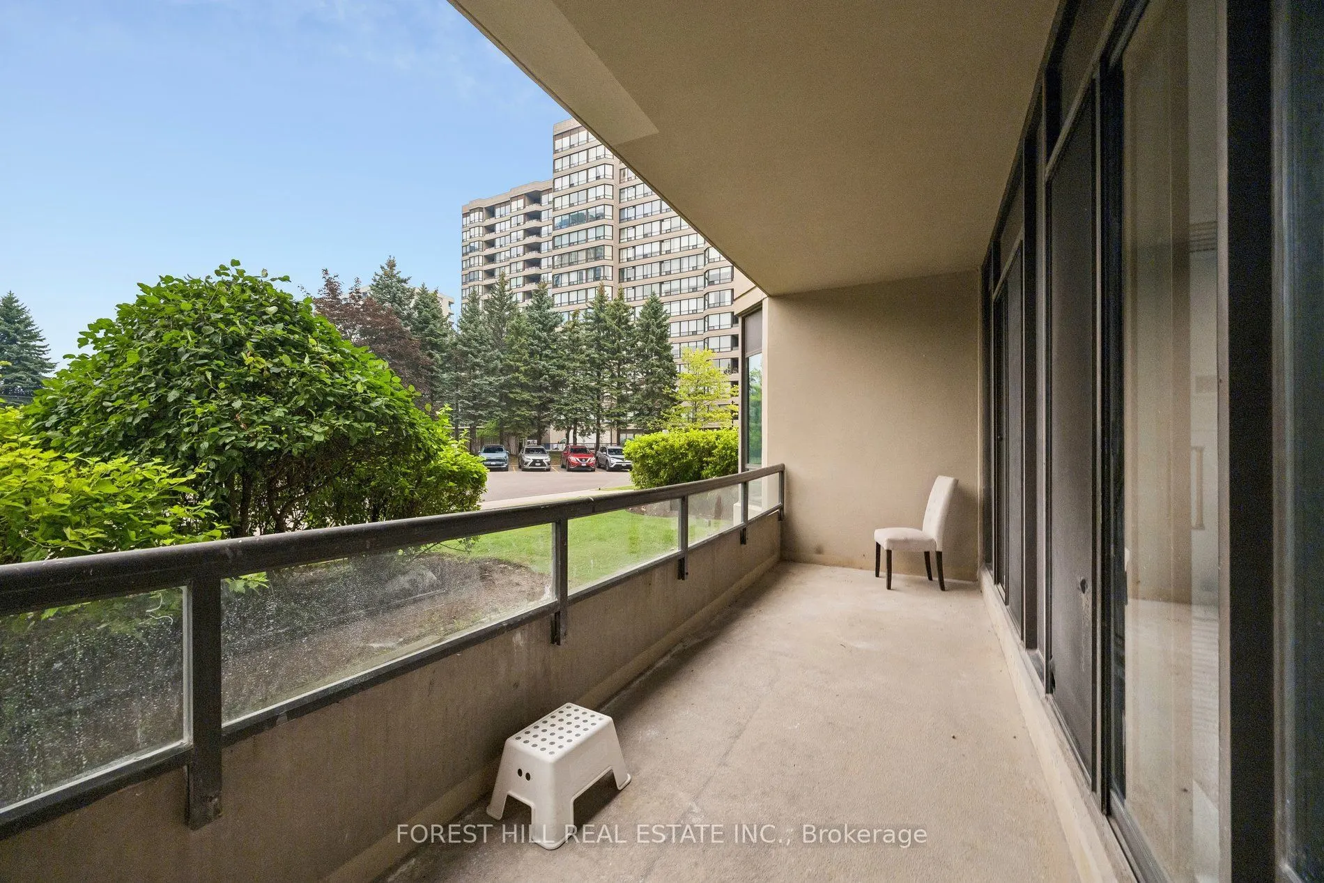 7420 Bathurst Street #101