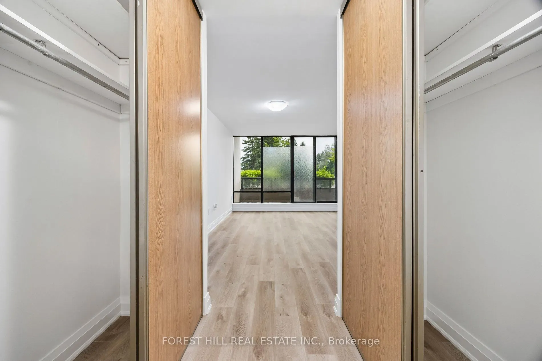 7420 Bathurst Street #101
