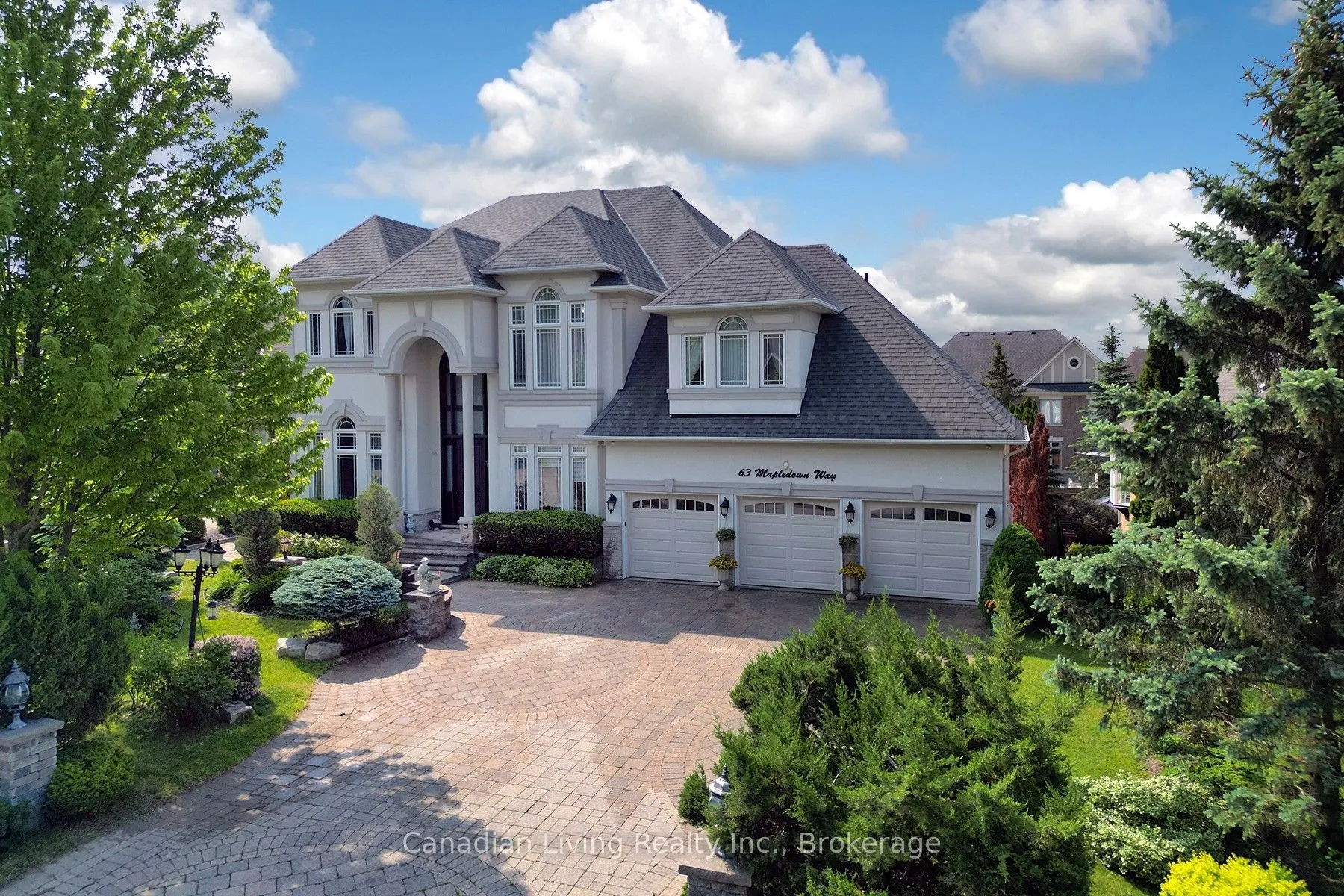 63 mapledown Way N