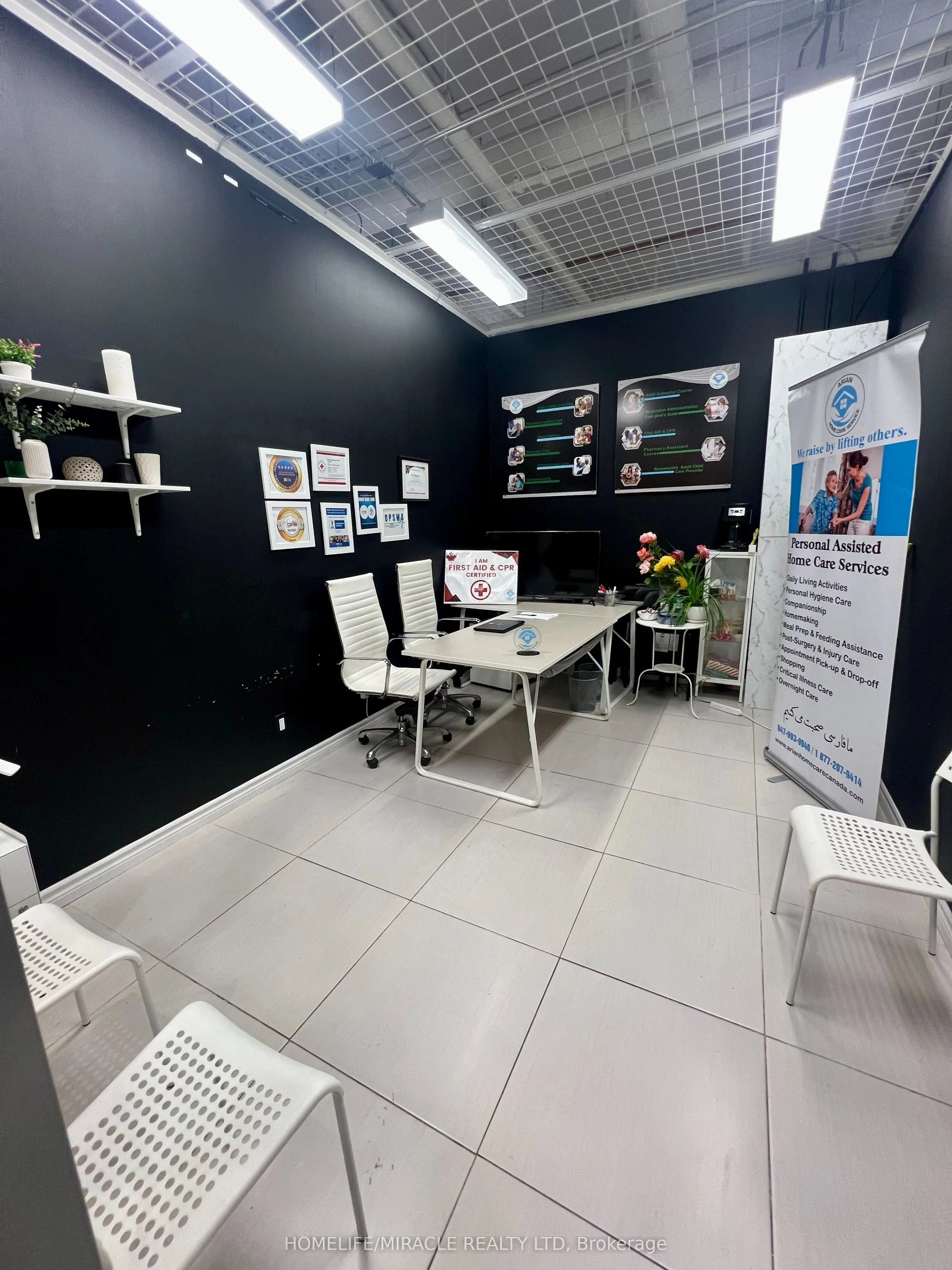 7181 Yonge Street #297
