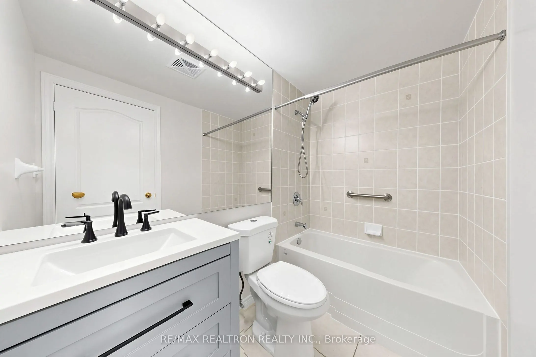 100 Promenade Circle #205