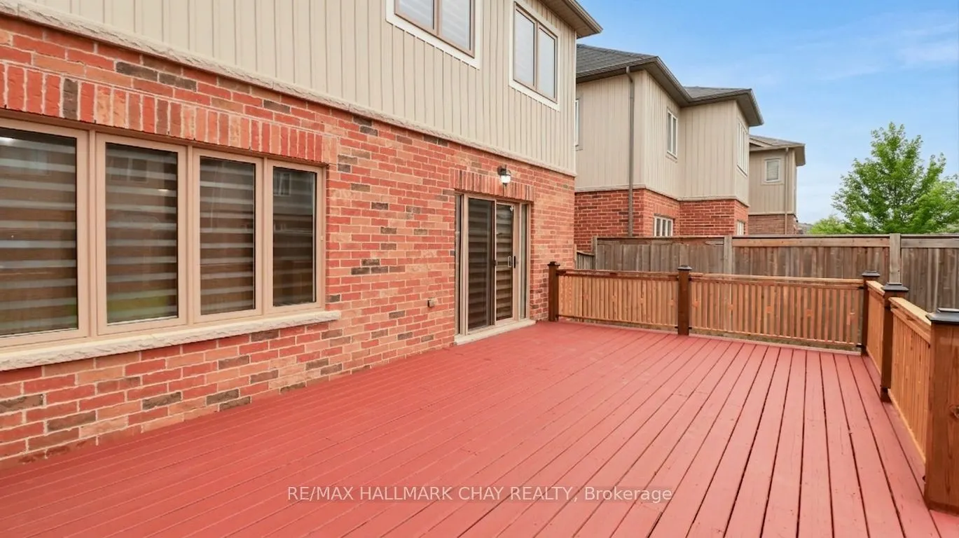 142 Gold Park Gate