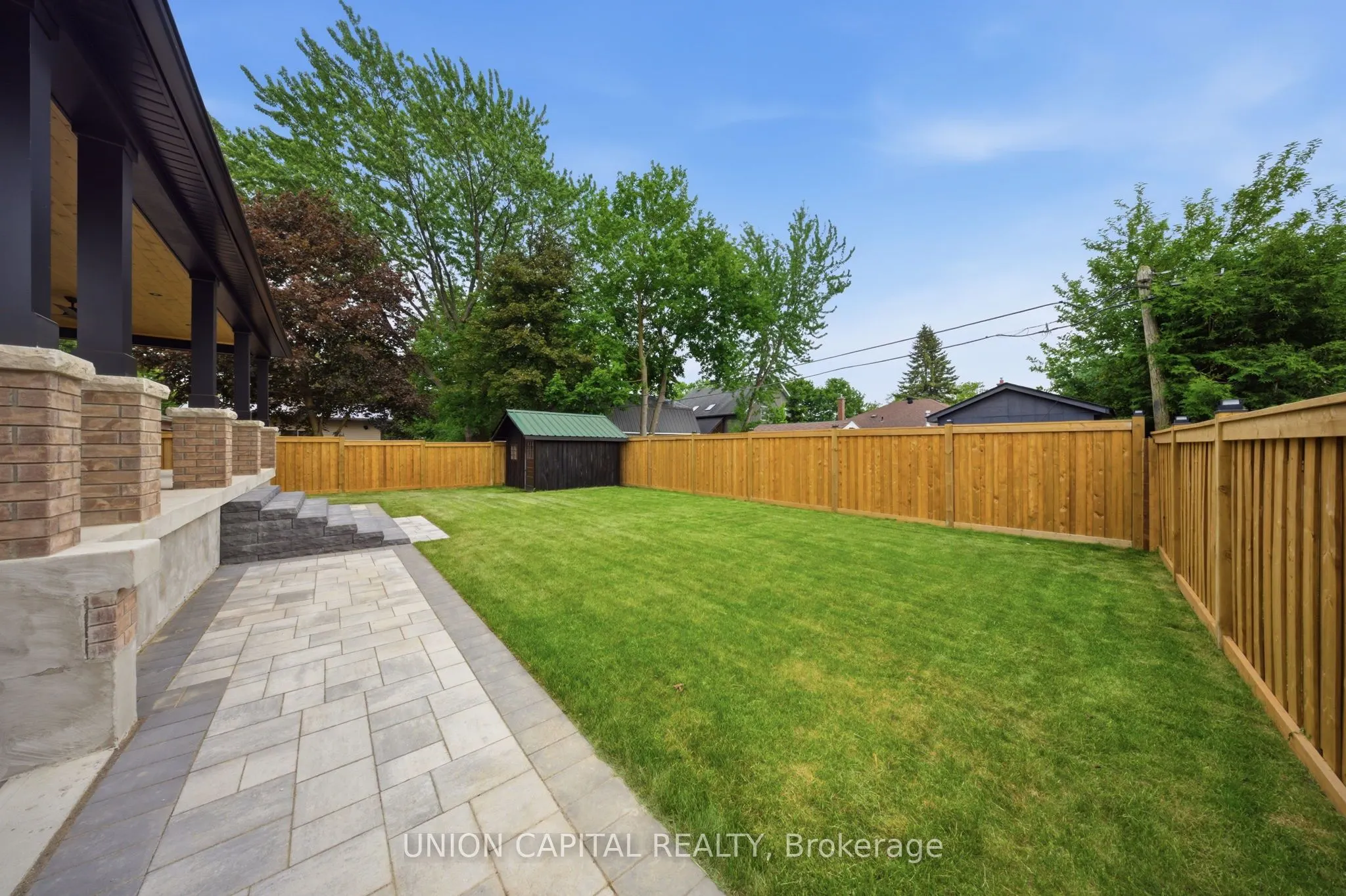 106 Hawthorn Avenue
