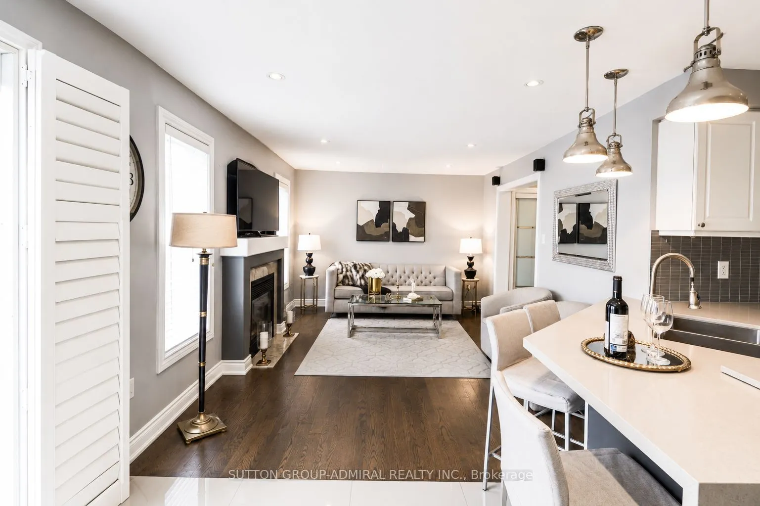 43 Mainland Crescent