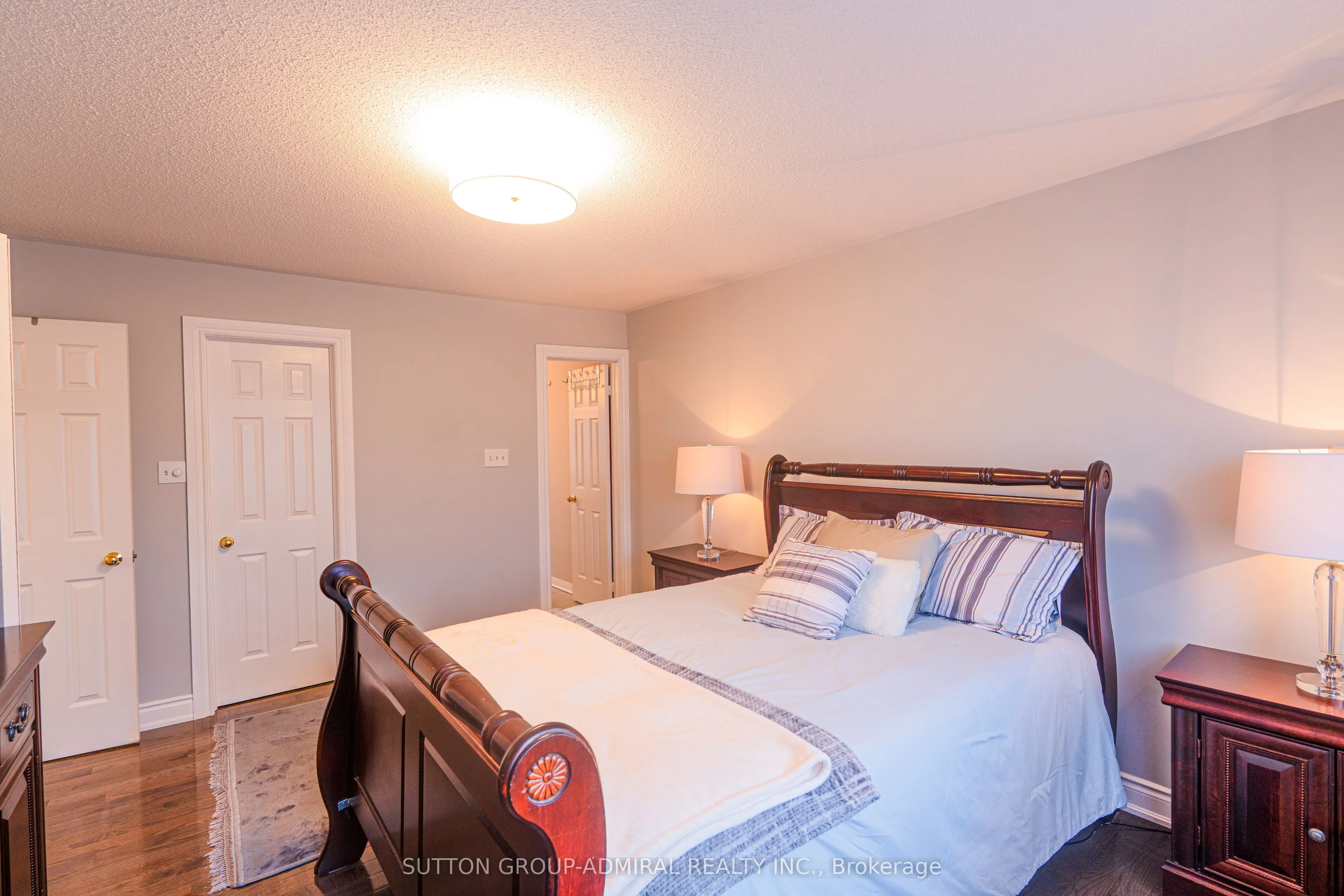 43 Mainland Crescent