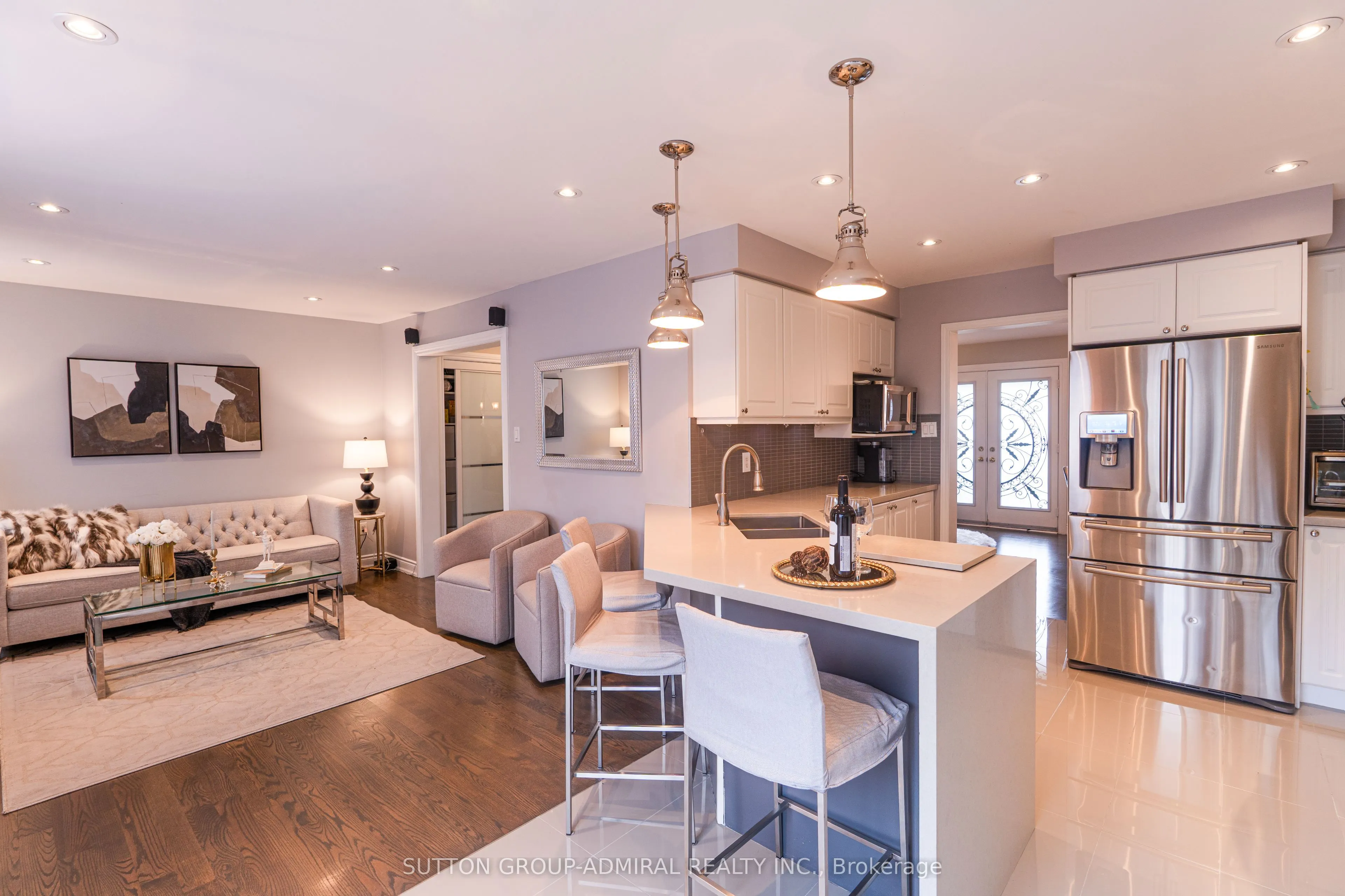 43 Mainland Crescent