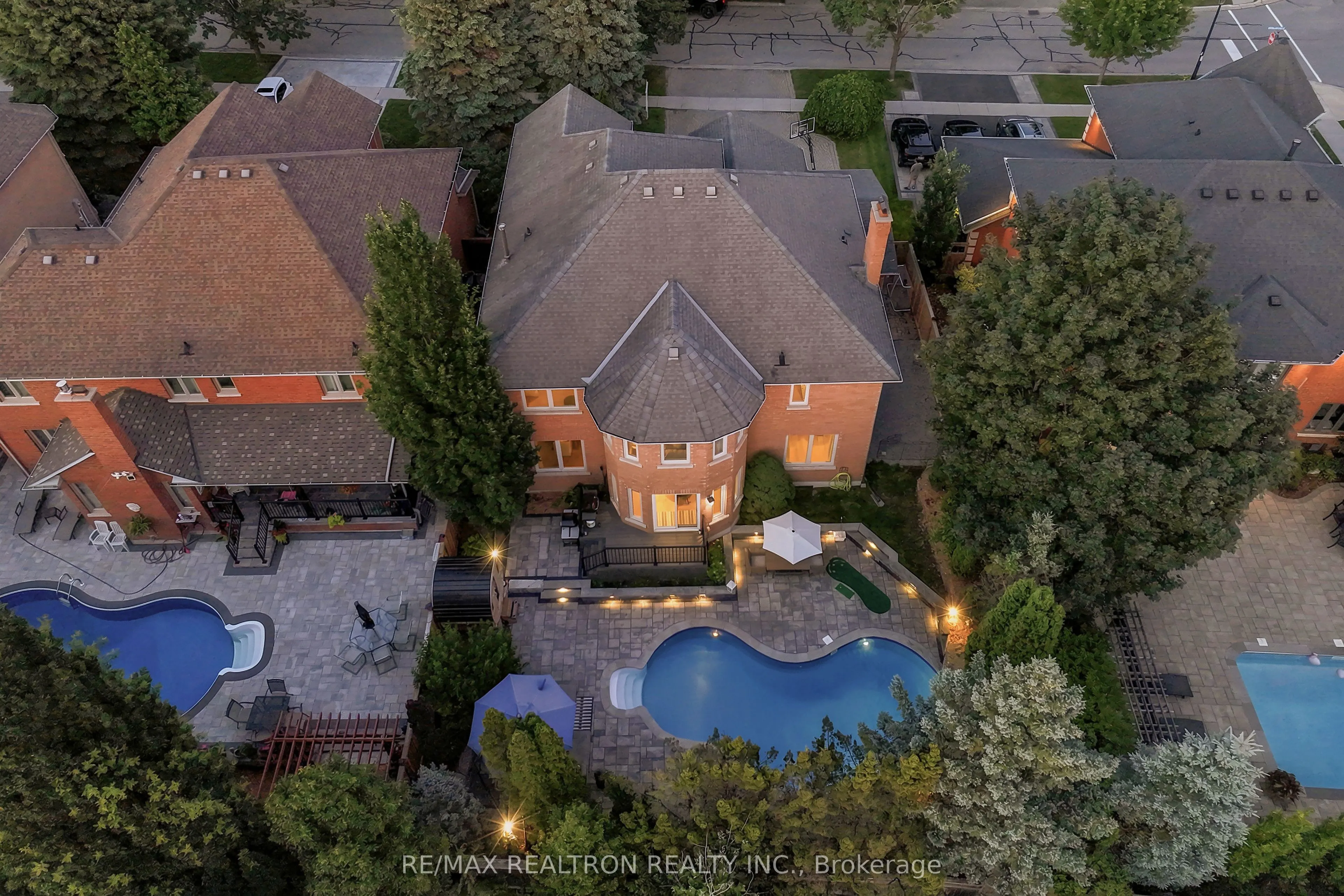 653 Exceller Circle