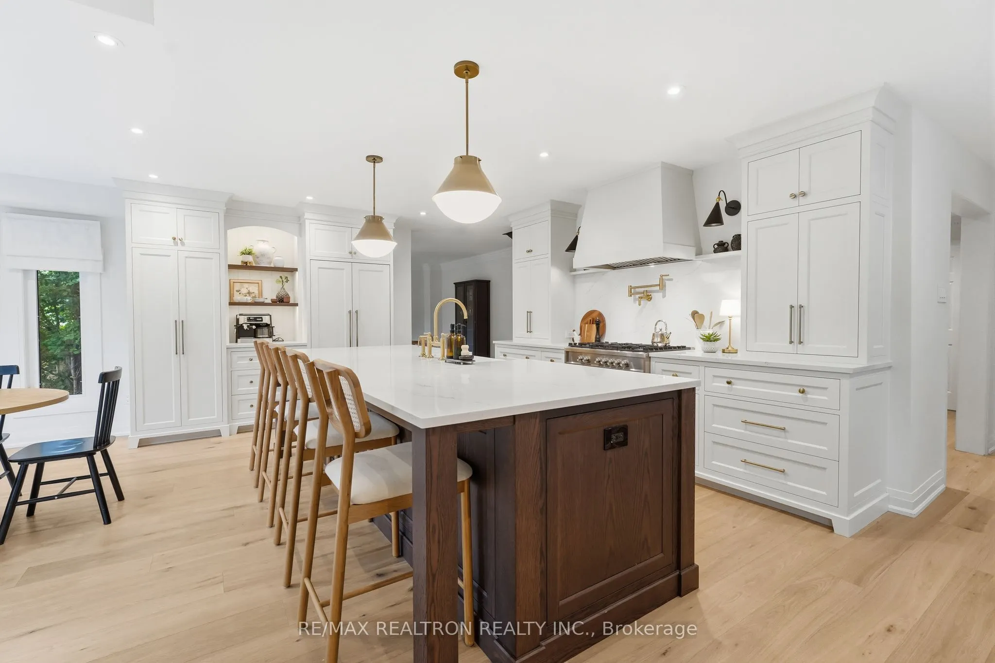 653 Exceller Circle
