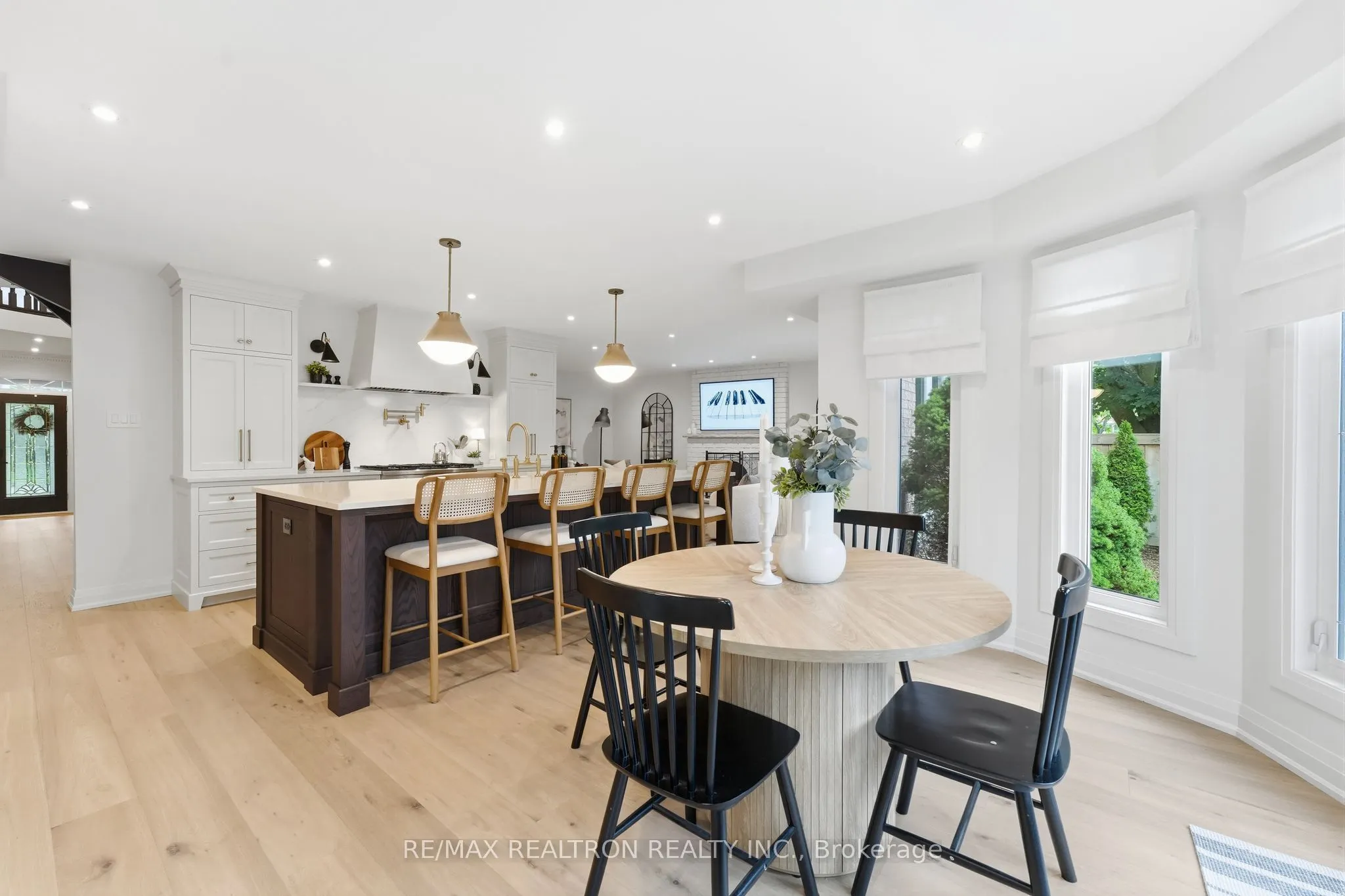 653 Exceller Circle