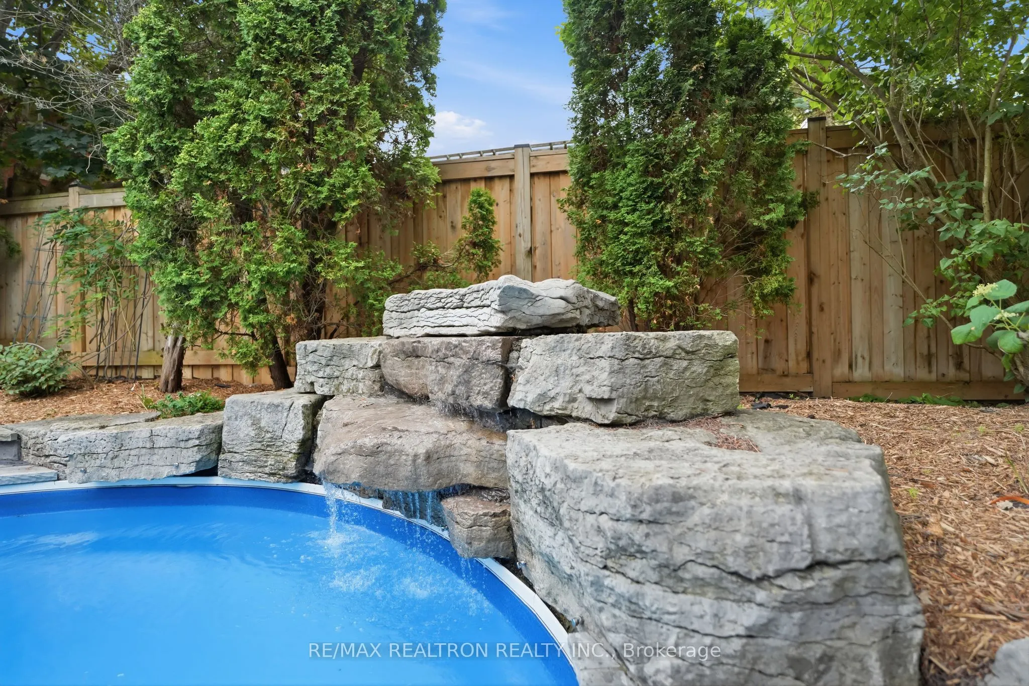 653 Exceller Circle