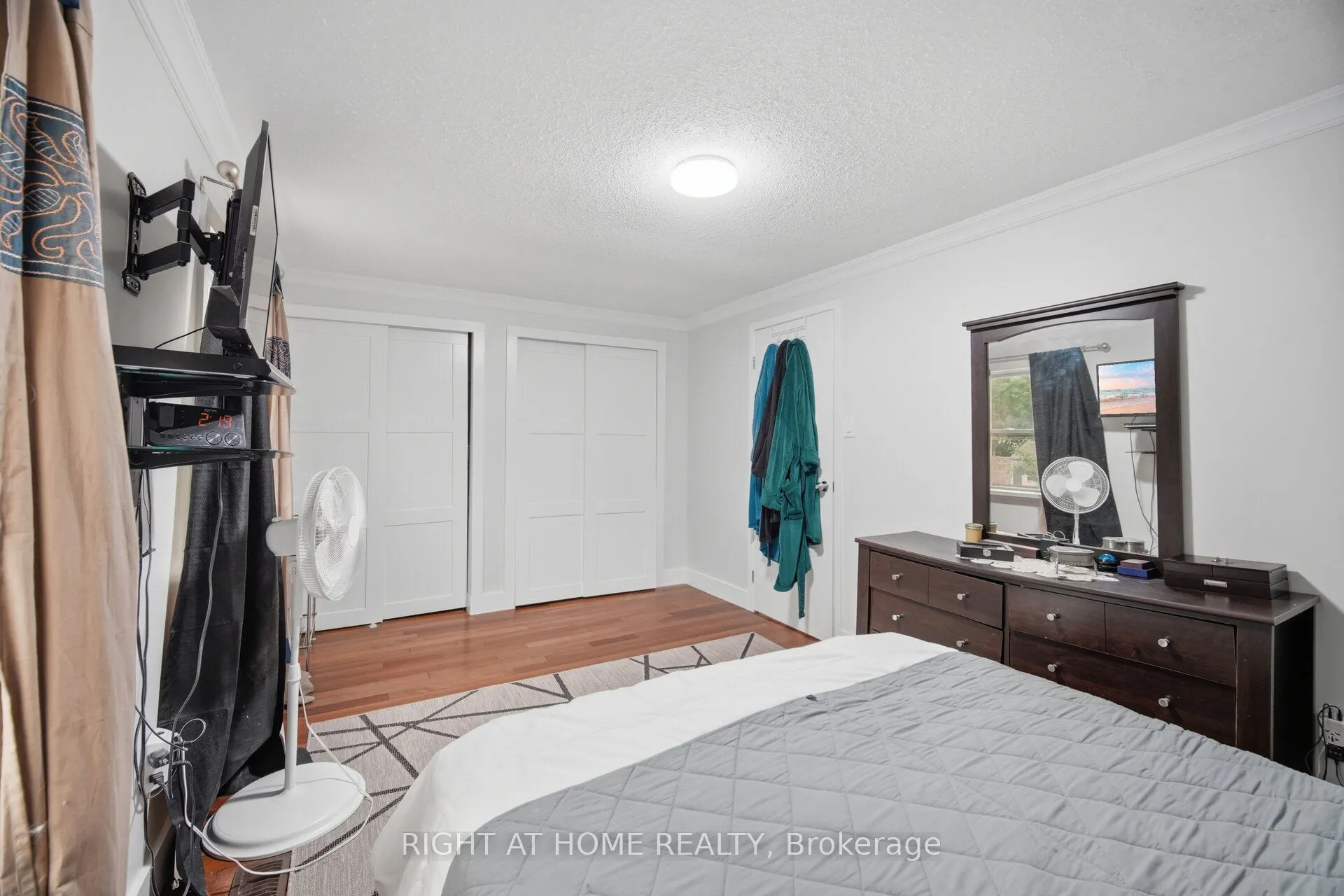 121 Bob O'link Avenue