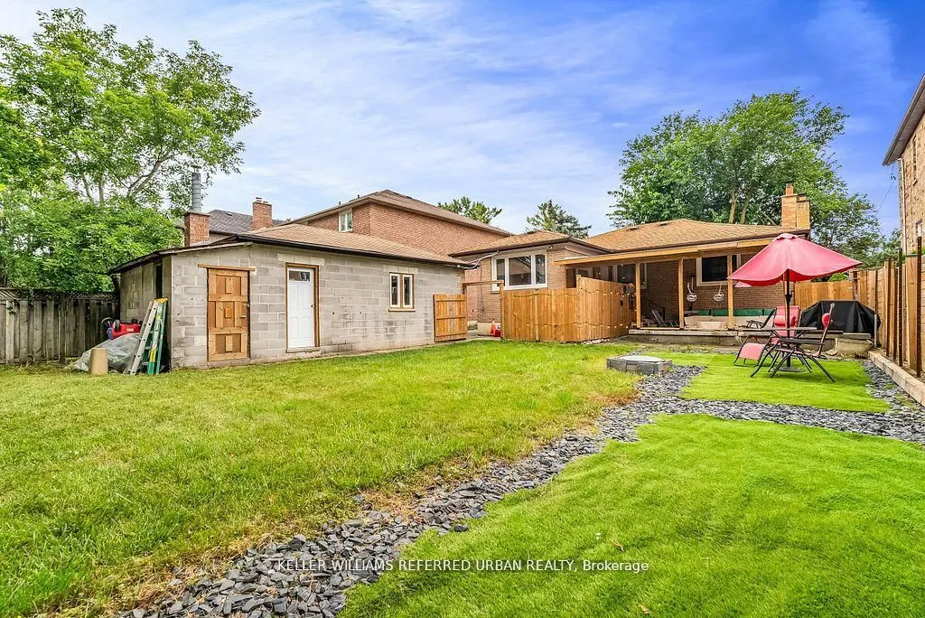 86 Morgan Avenue