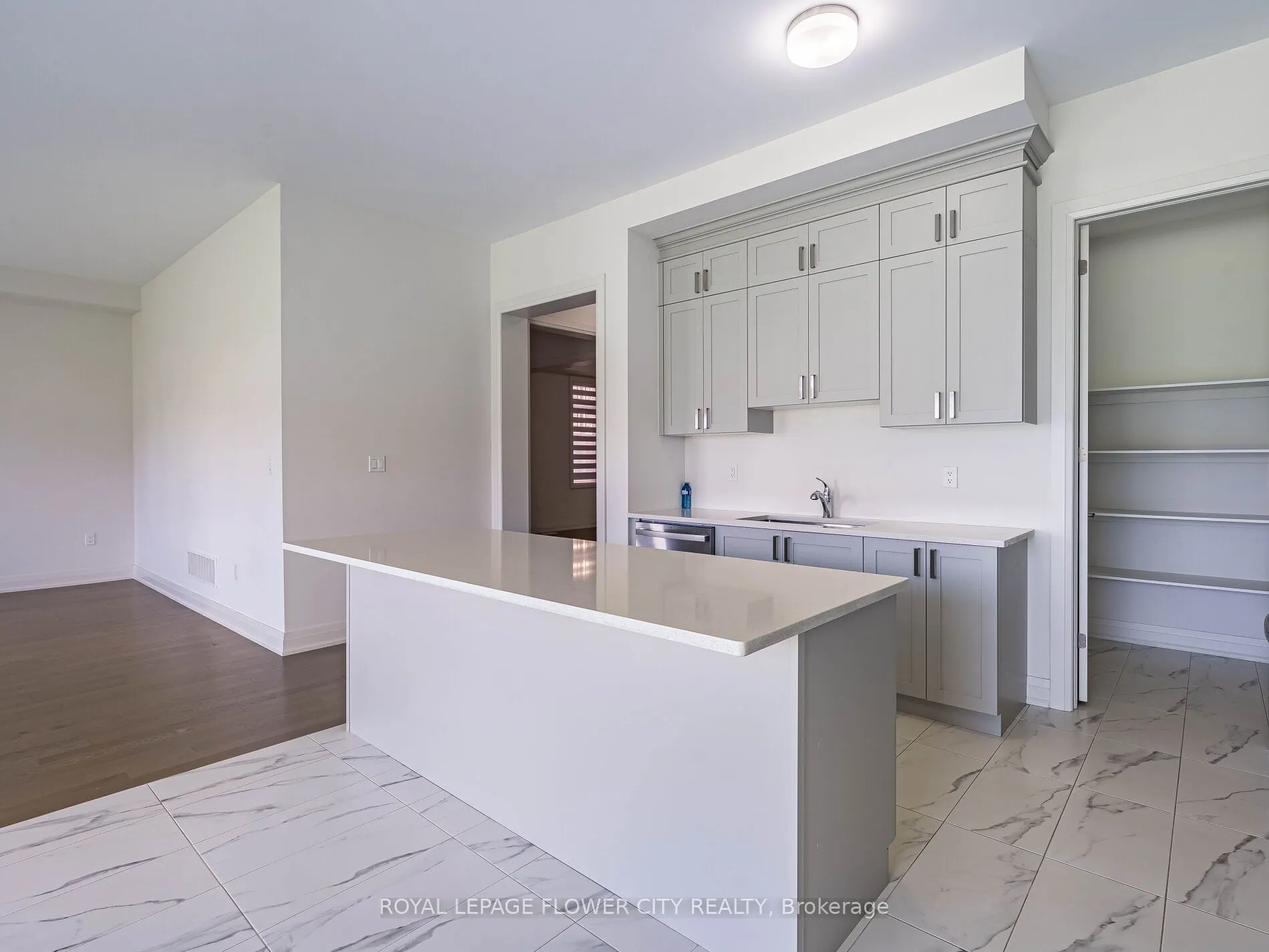 26 Hummingbird Grove