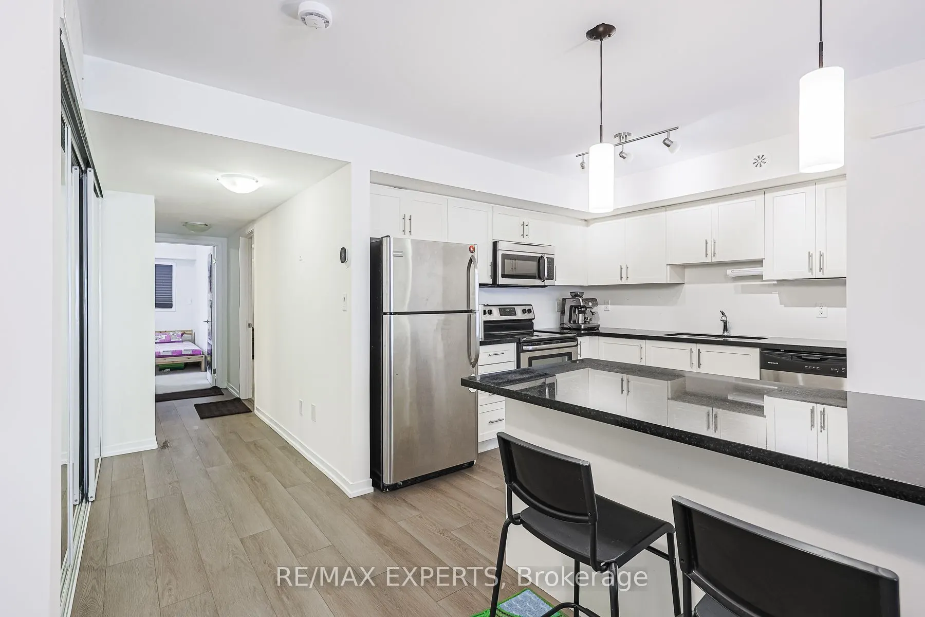 26 Bruce Street W #B11