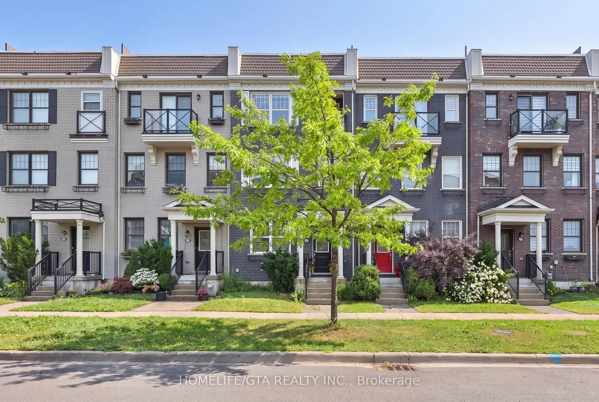 52 Baker Hill Boulevard