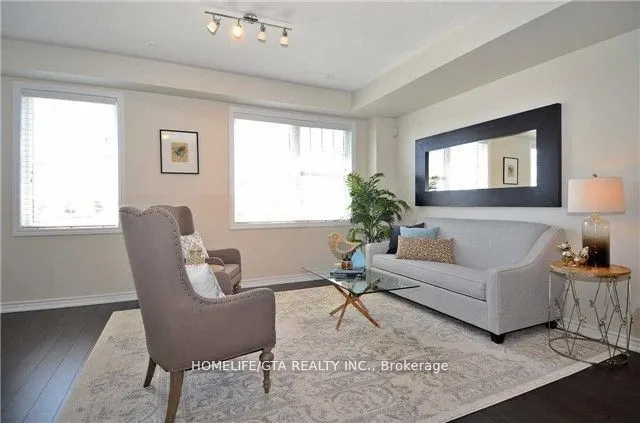 52 Baker Hill Boulevard