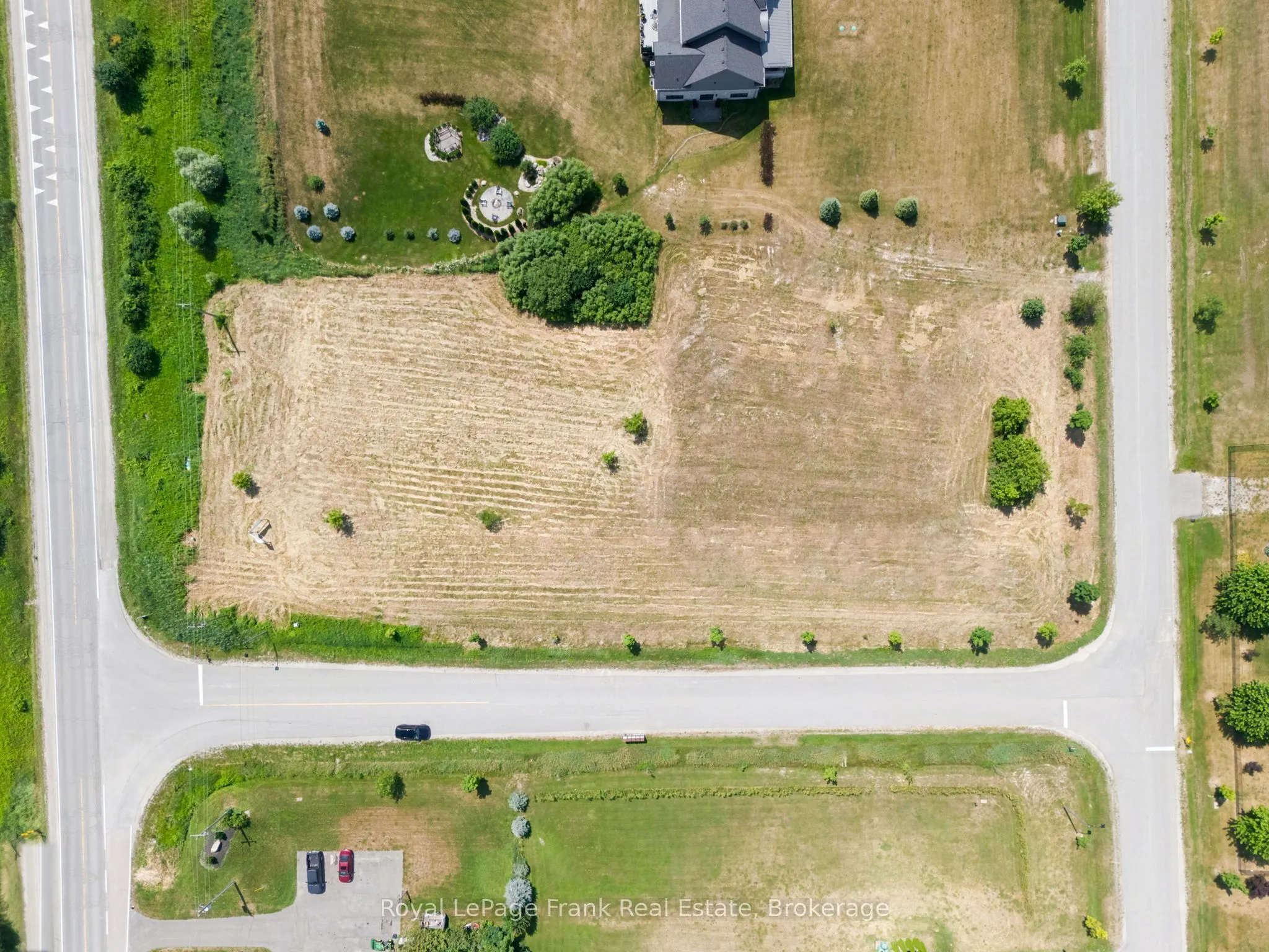 1 Bagshaw Crescent