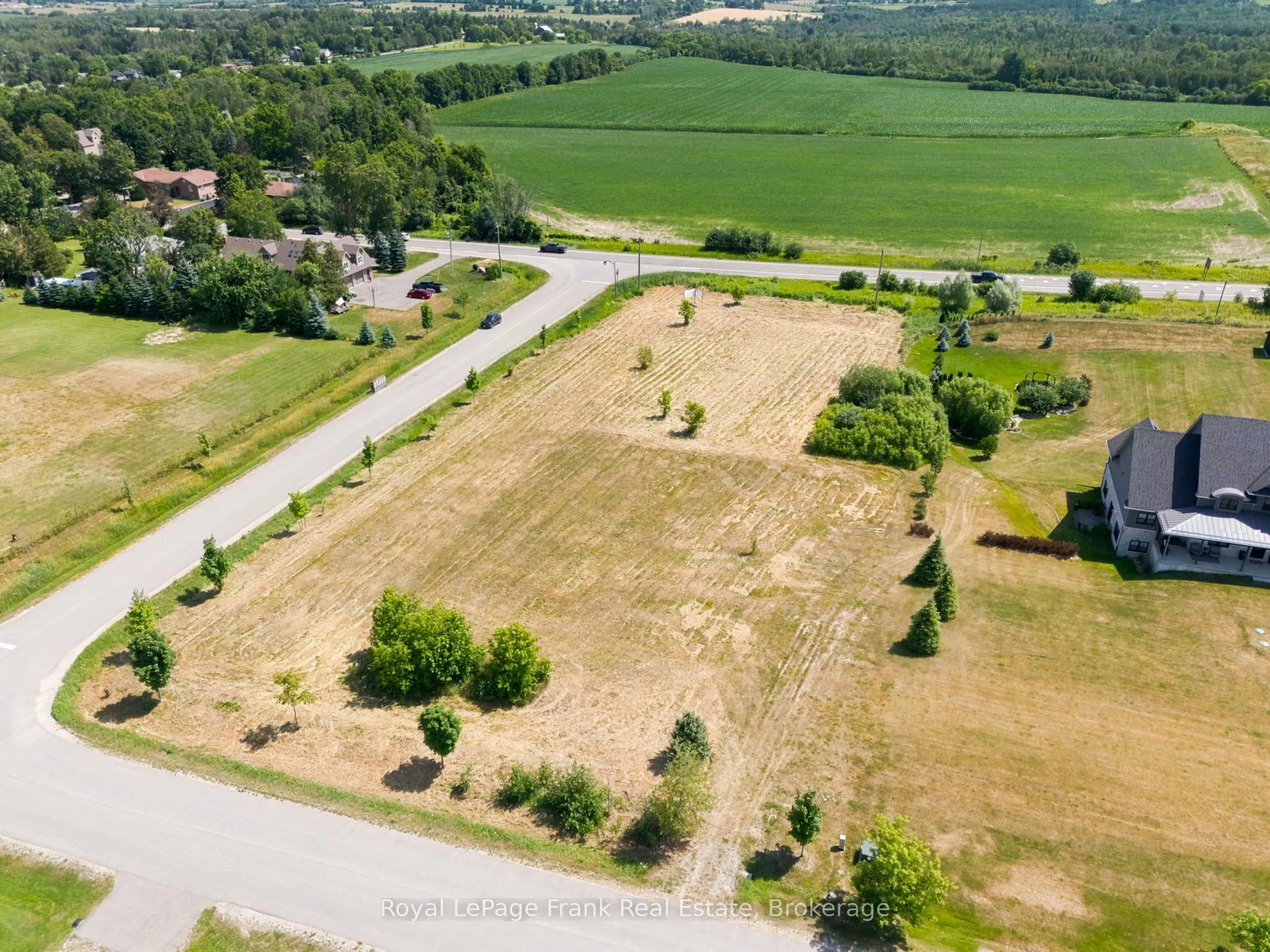1 Bagshaw Crescent