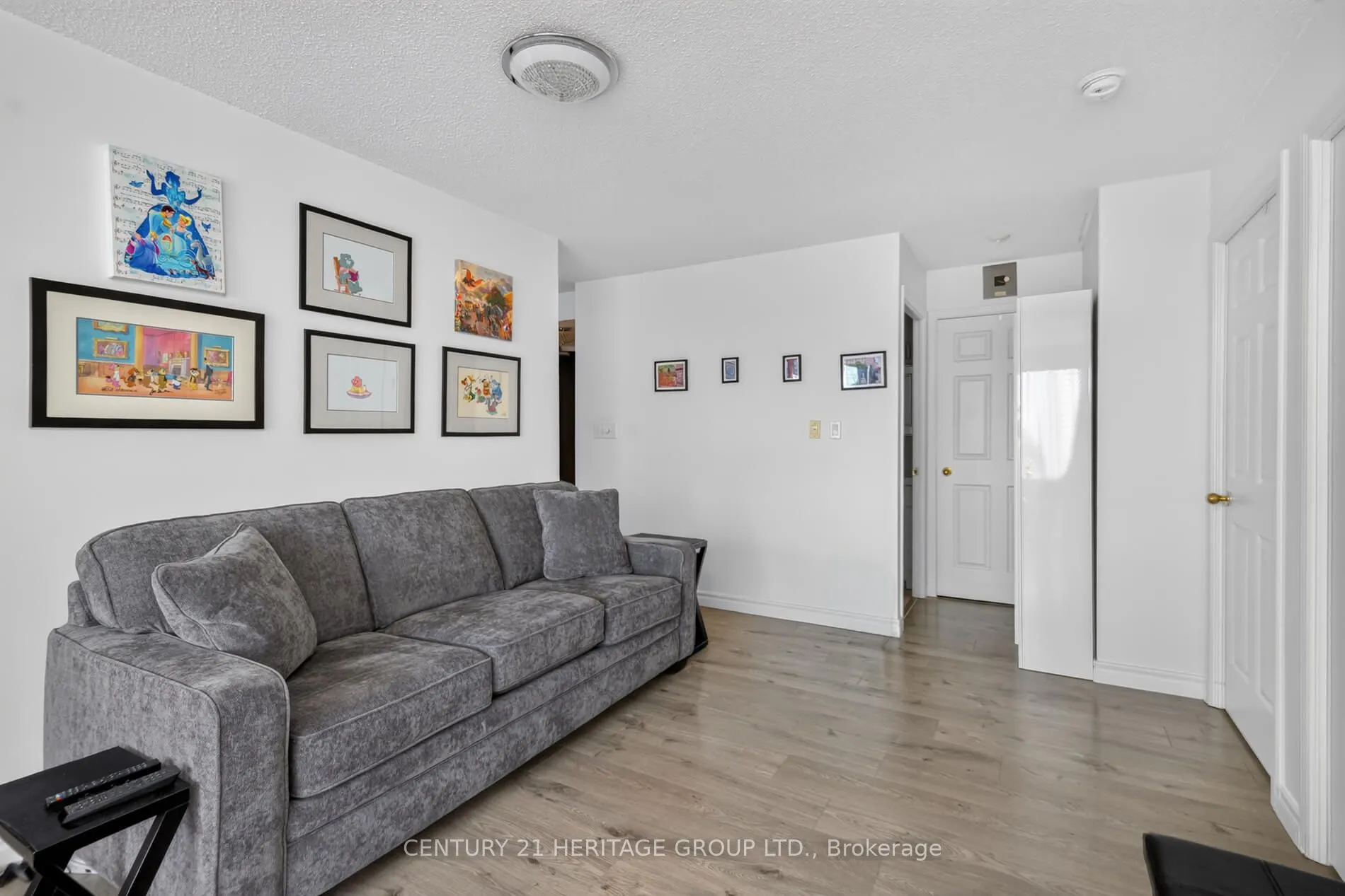 39 Oneida Crescent #1017