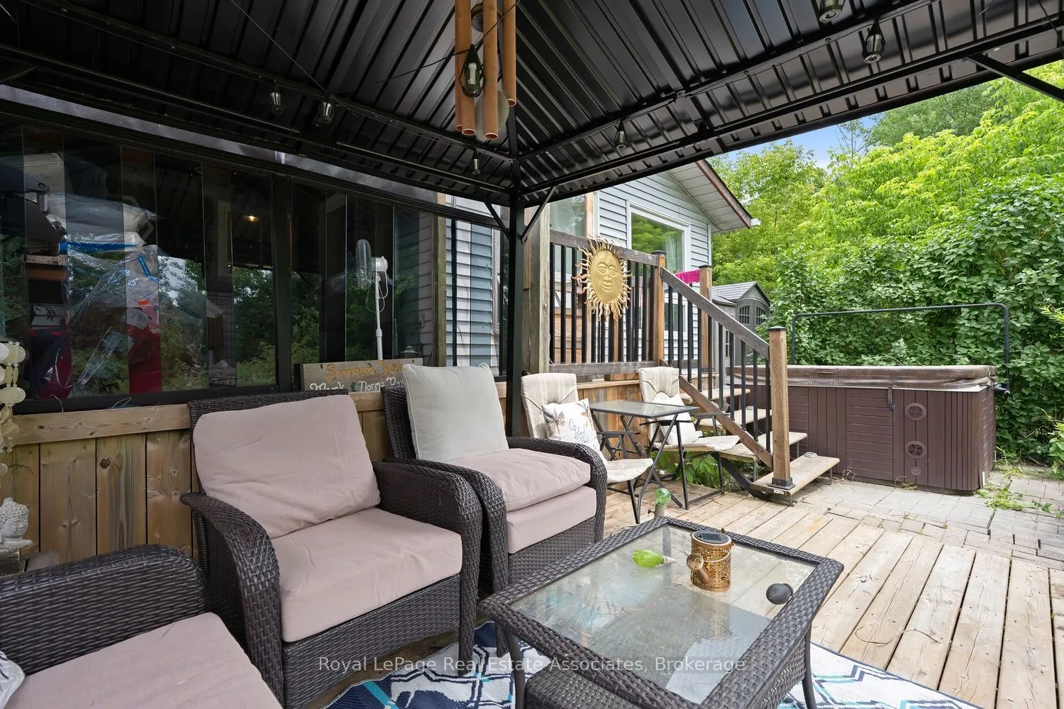 11 Tamarack Court