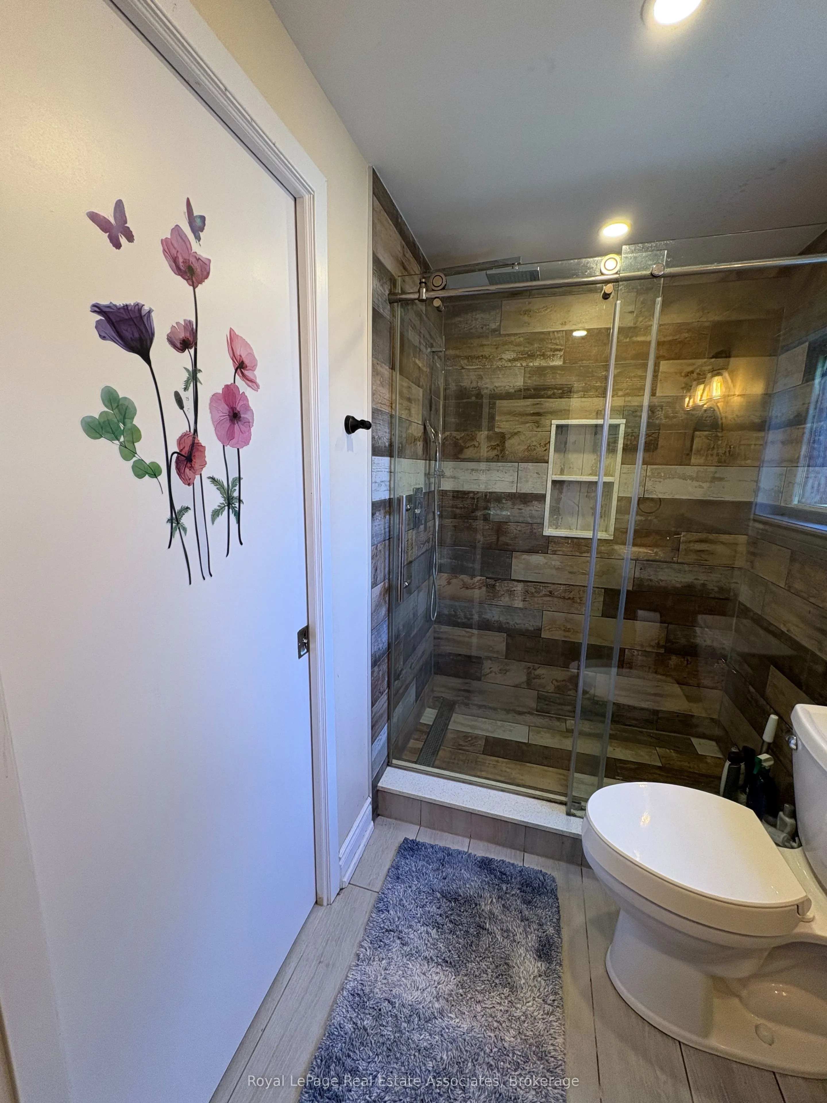 11 Tamarack Court