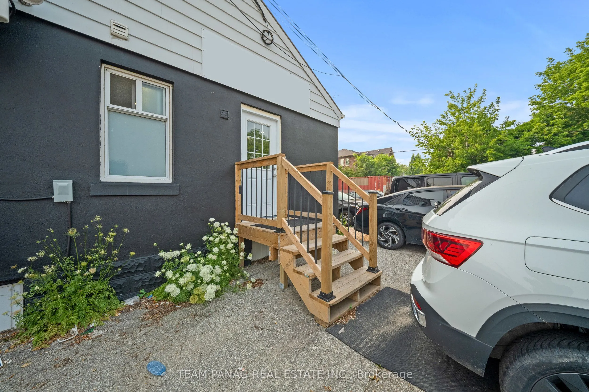 5298 Highway 7 Road W #B