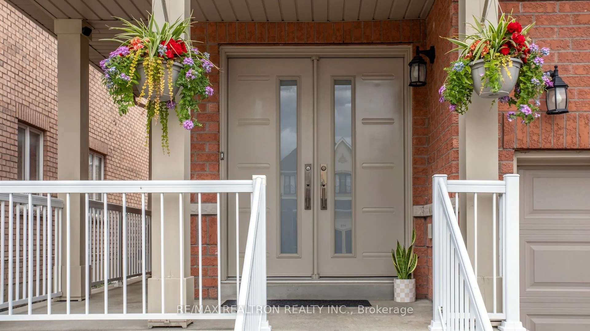 492 Pleasant Ridge Avenue